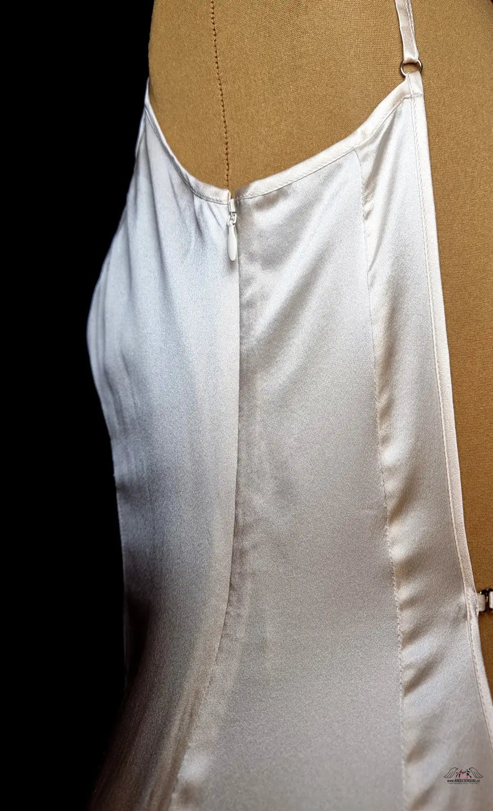 Dlouhá košile Agent Provocateur Hedvábné Šaty Classic Long Slip Ivory s jemnou ramínkem