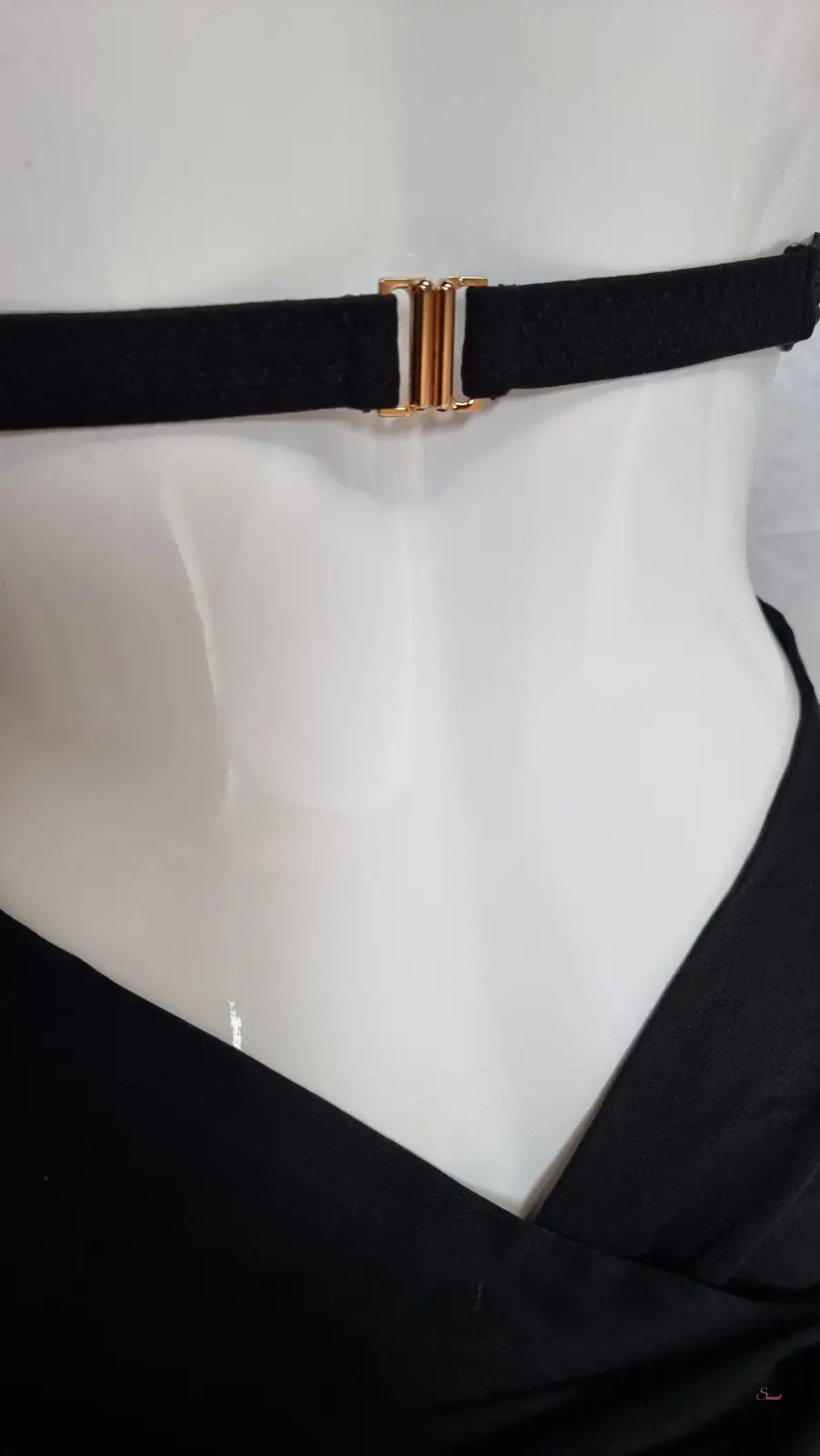 Black dress with gold buckle belt from Agent Provocateur Šaty Martina collection