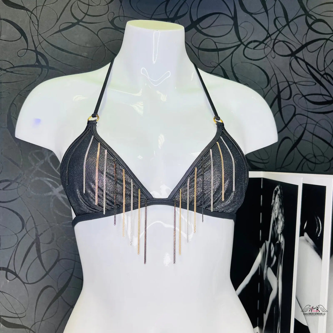 Black bikini top with metallic fringe, stylový horní díl plavek Agent Provocateur Lu Lou