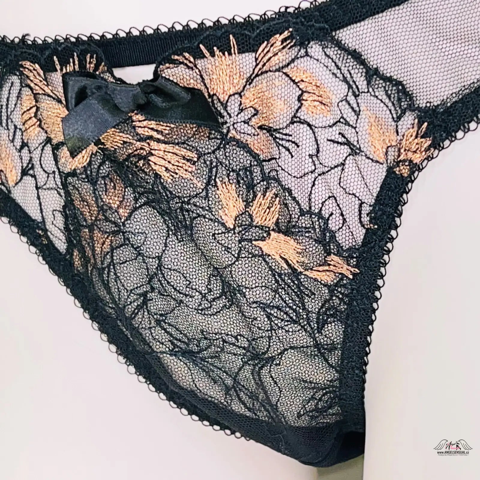 Black lace underwear with peach floral embroidery, luxusní laleh brief Agent Provocateur