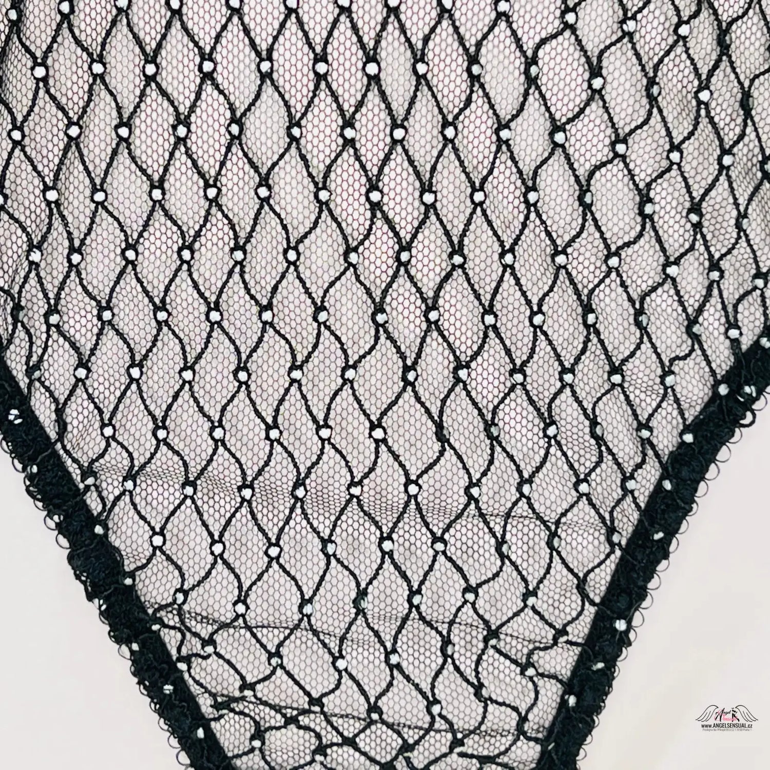 Černá síťová látka s bílými puntíky na kalhotky Madge Big Agent Provocateur