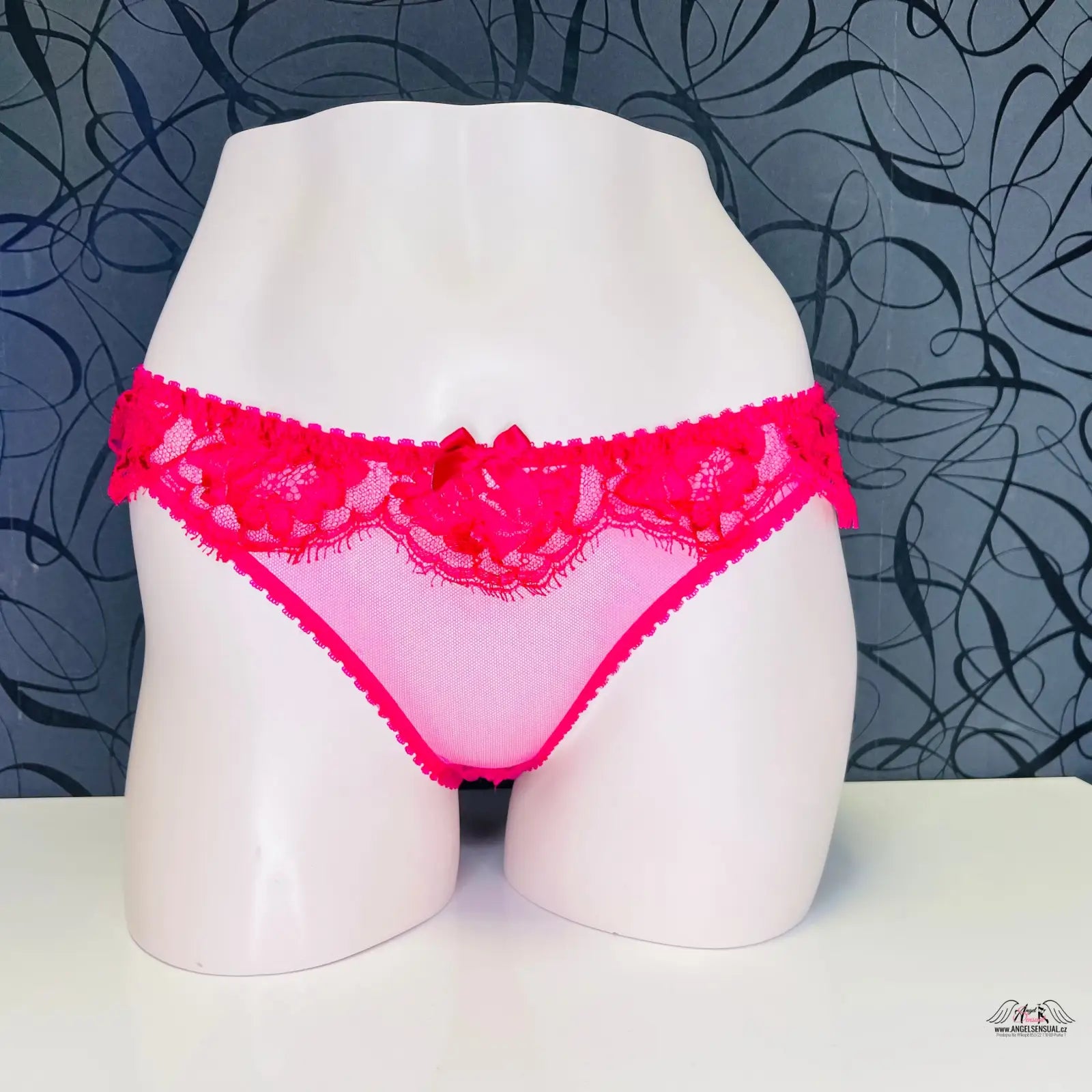 Obrázek růžových kalhotek Agent Provocateur Kalhotky Piper s krajkou, značka Agent Provocateur