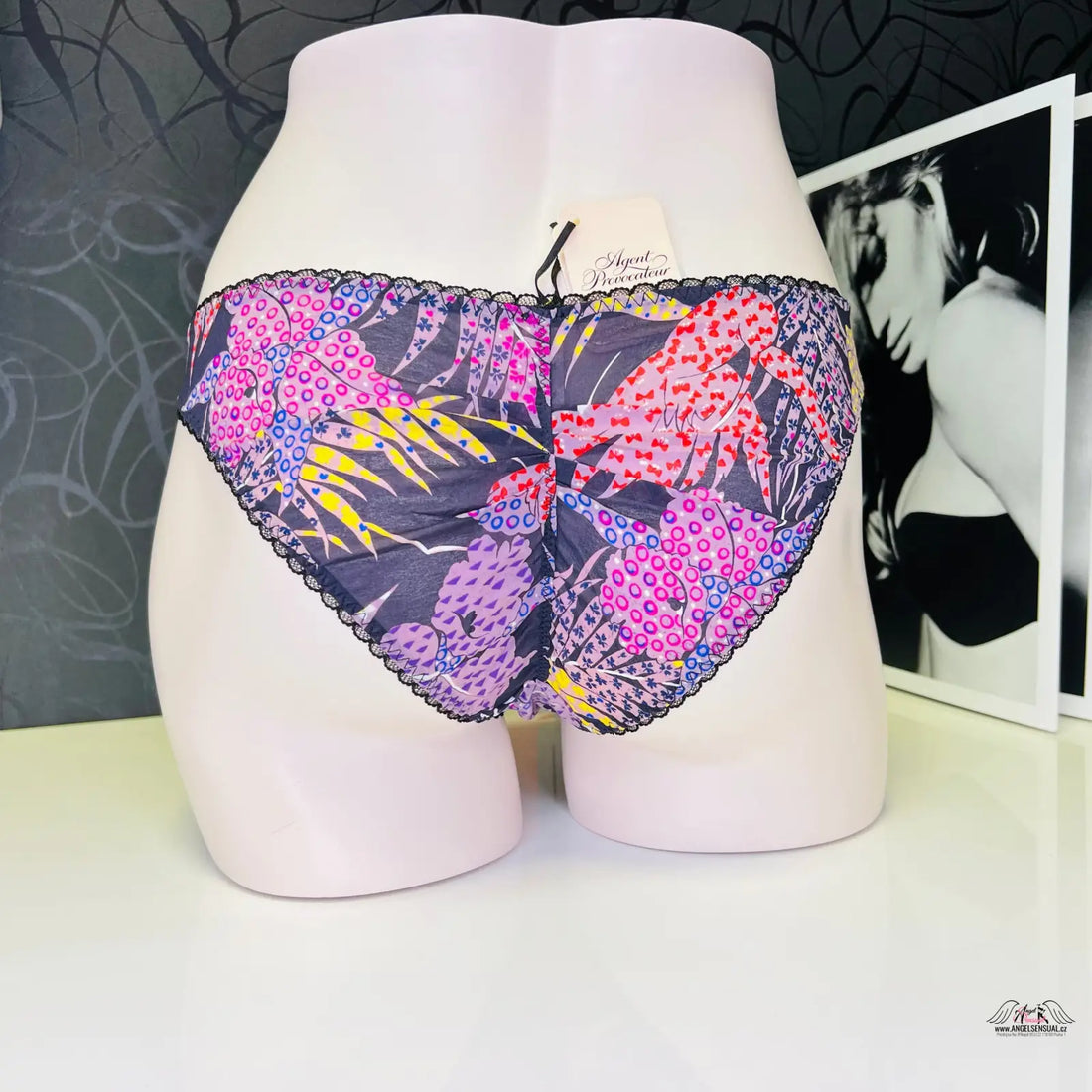 Floral print women’s briefs Agent Provocateur Kalhotky Riva s lehkým řasením a stříbrnými kruhy