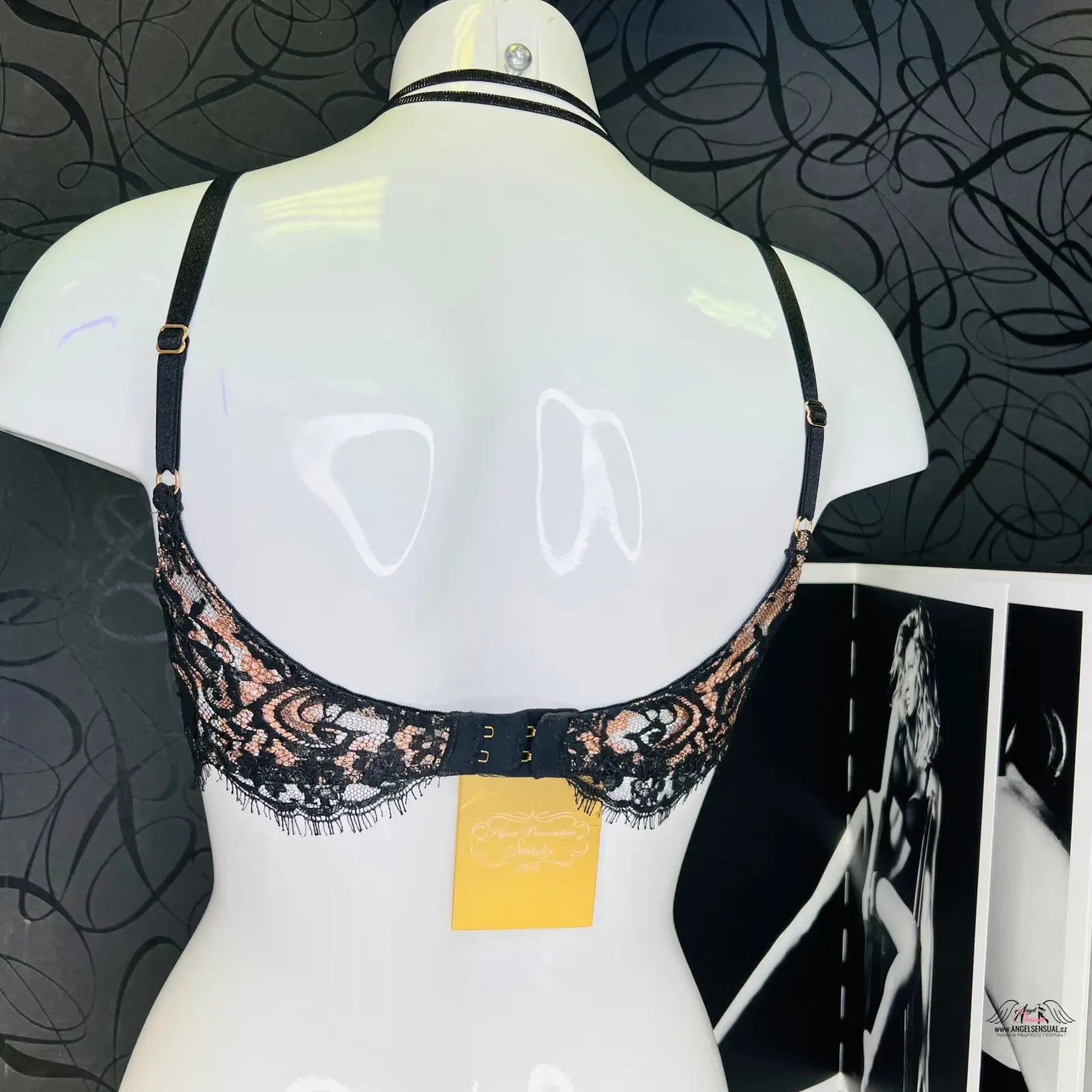 Lace-trimmed black and gold podprsenka Celestine od značky Agent Provocateur