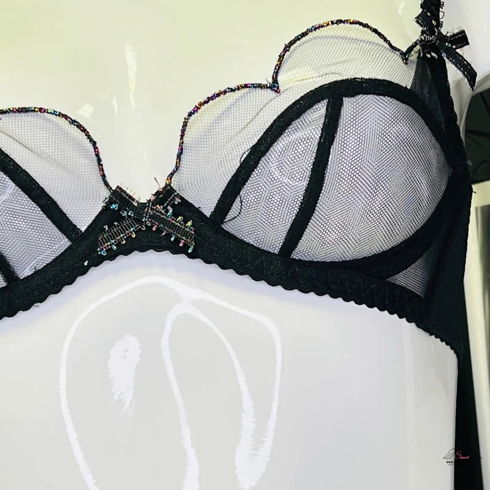 Agent Provocateur Podprsenka Lorna s černým lurexovým designem