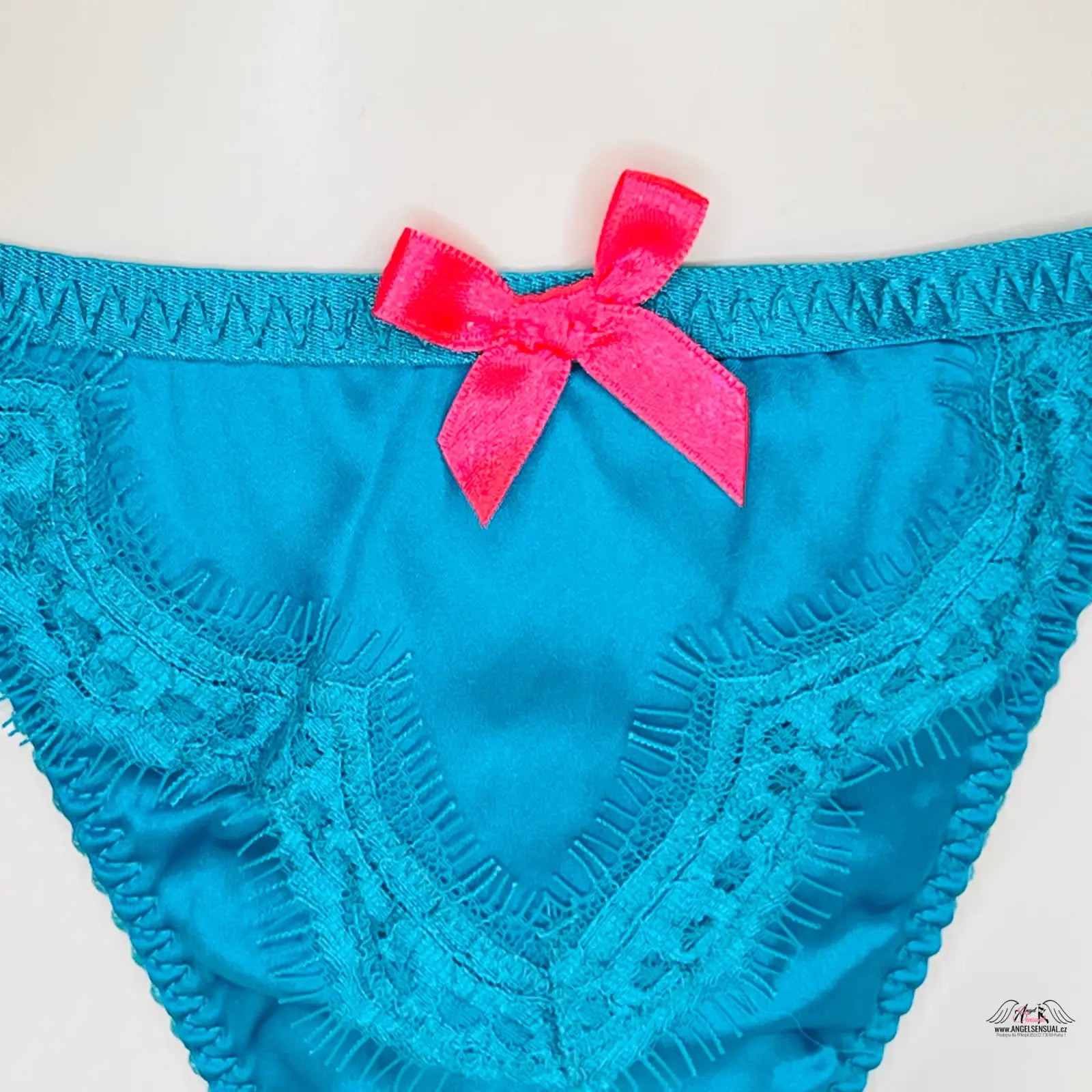 Teal satin panties with pink bow, Agent Provocateur Tanga Lavelle, luxusní tanga lavelle