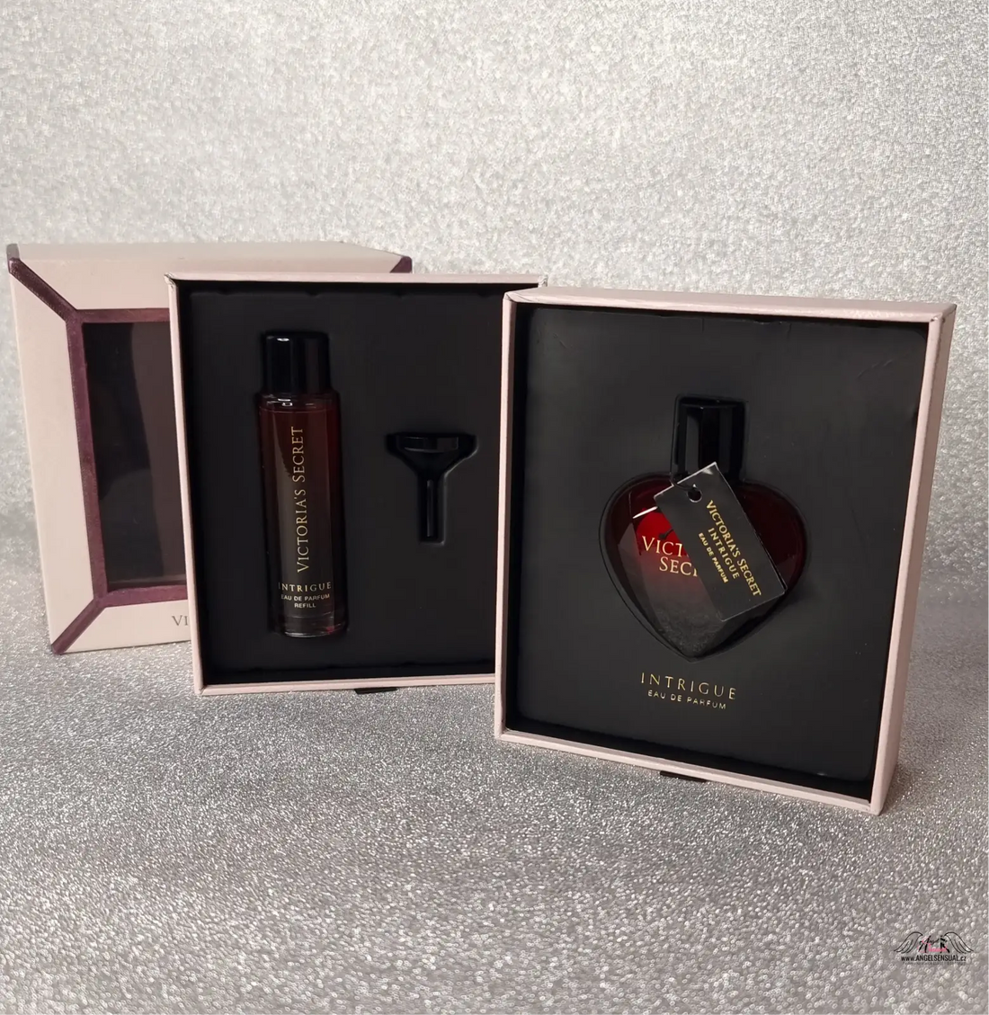 Victoria’s Secret Intrigue parfémová sada v luxusním balení, Secret Intrigue EDP