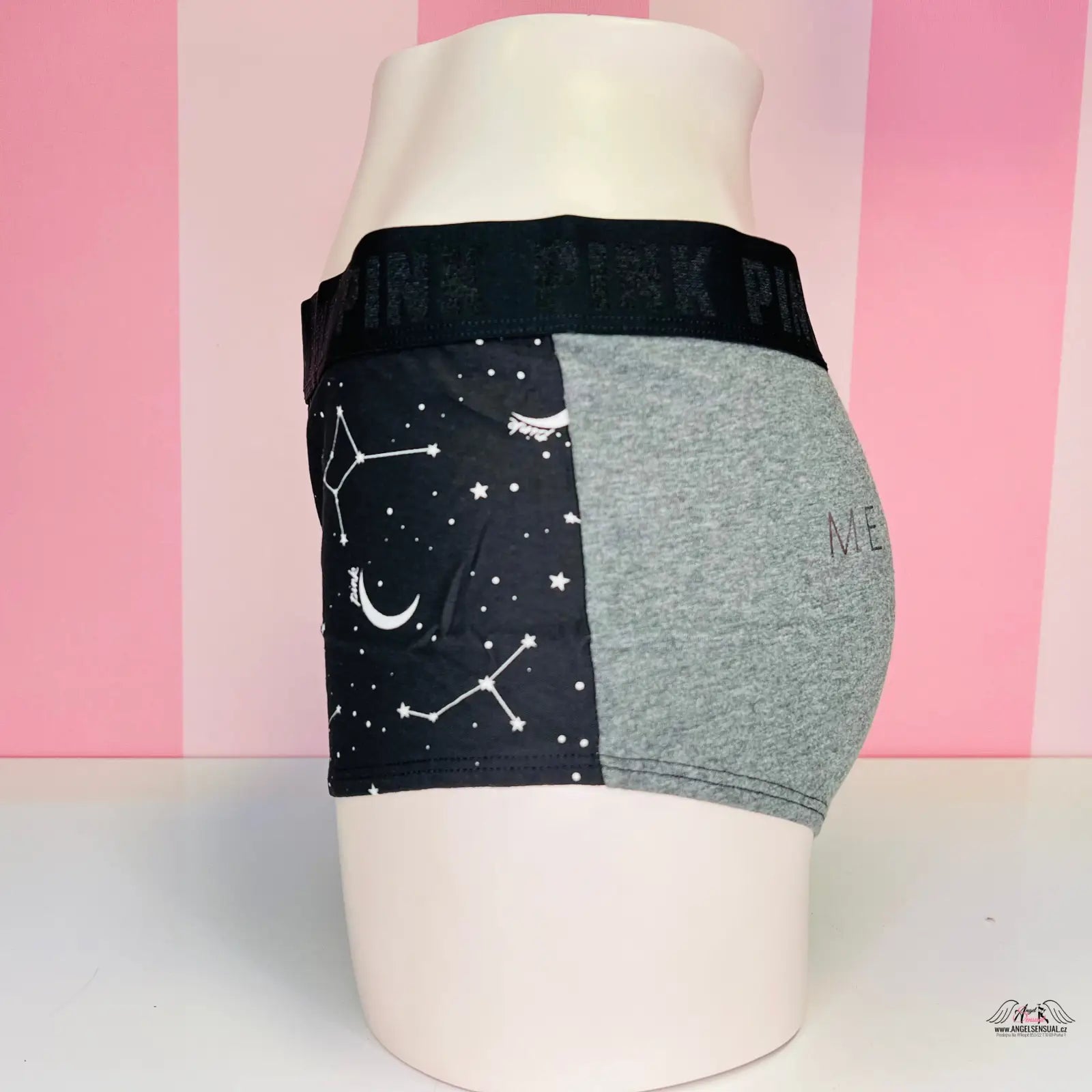 Bavlněné boxerky PINK s nápisem, šedá a černá, s hvězdnými vzory, širokou gumou