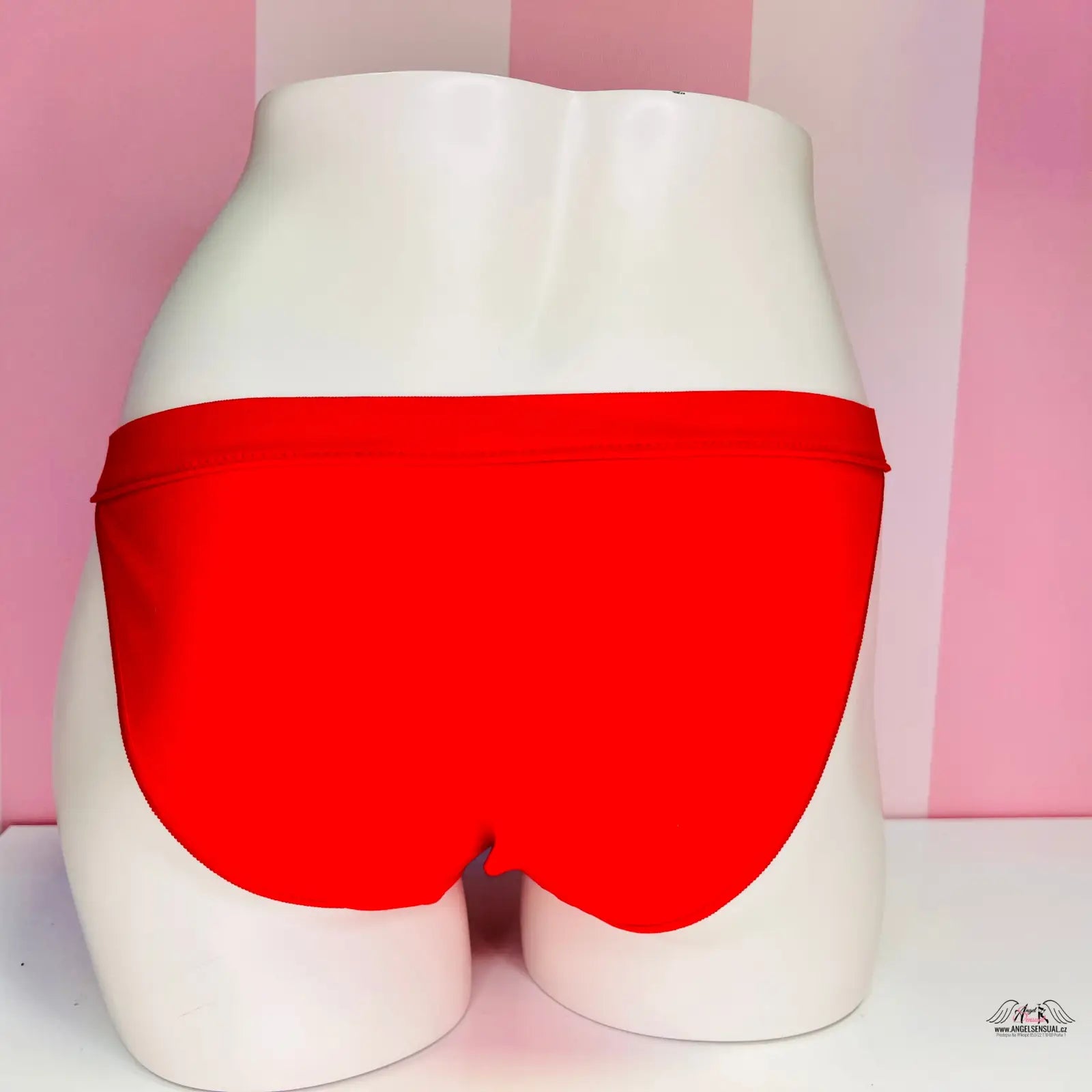 Červené elastické kalhotky PINK s vícebarevným designem, ideální pro apparel & accessories