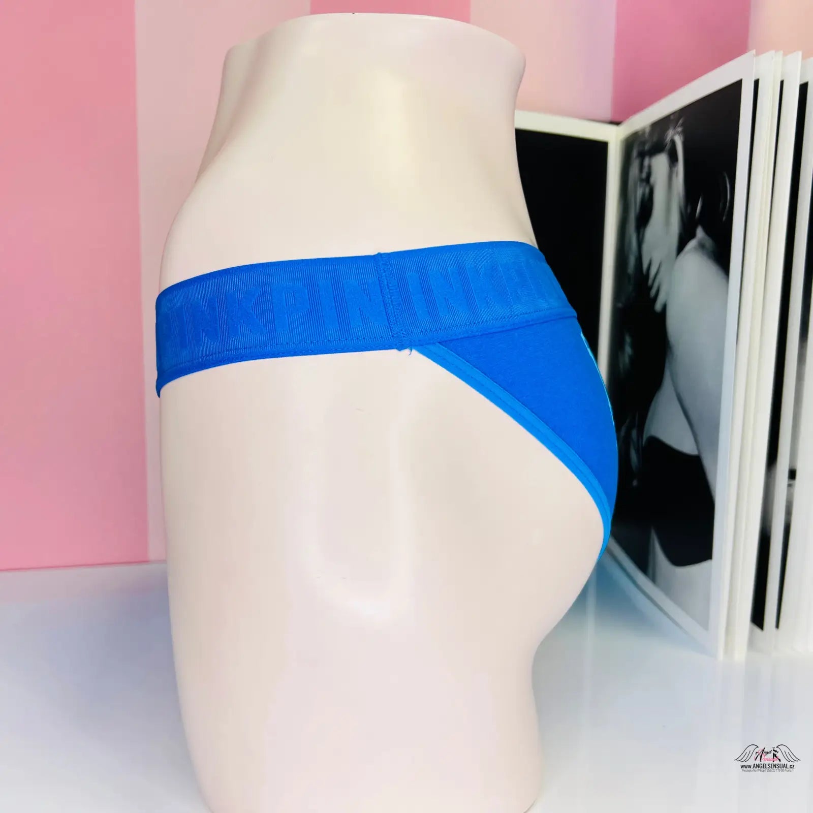 Modré dámské kalhotky s vyšší gumou, lingerie v kategorii apparel & accessories