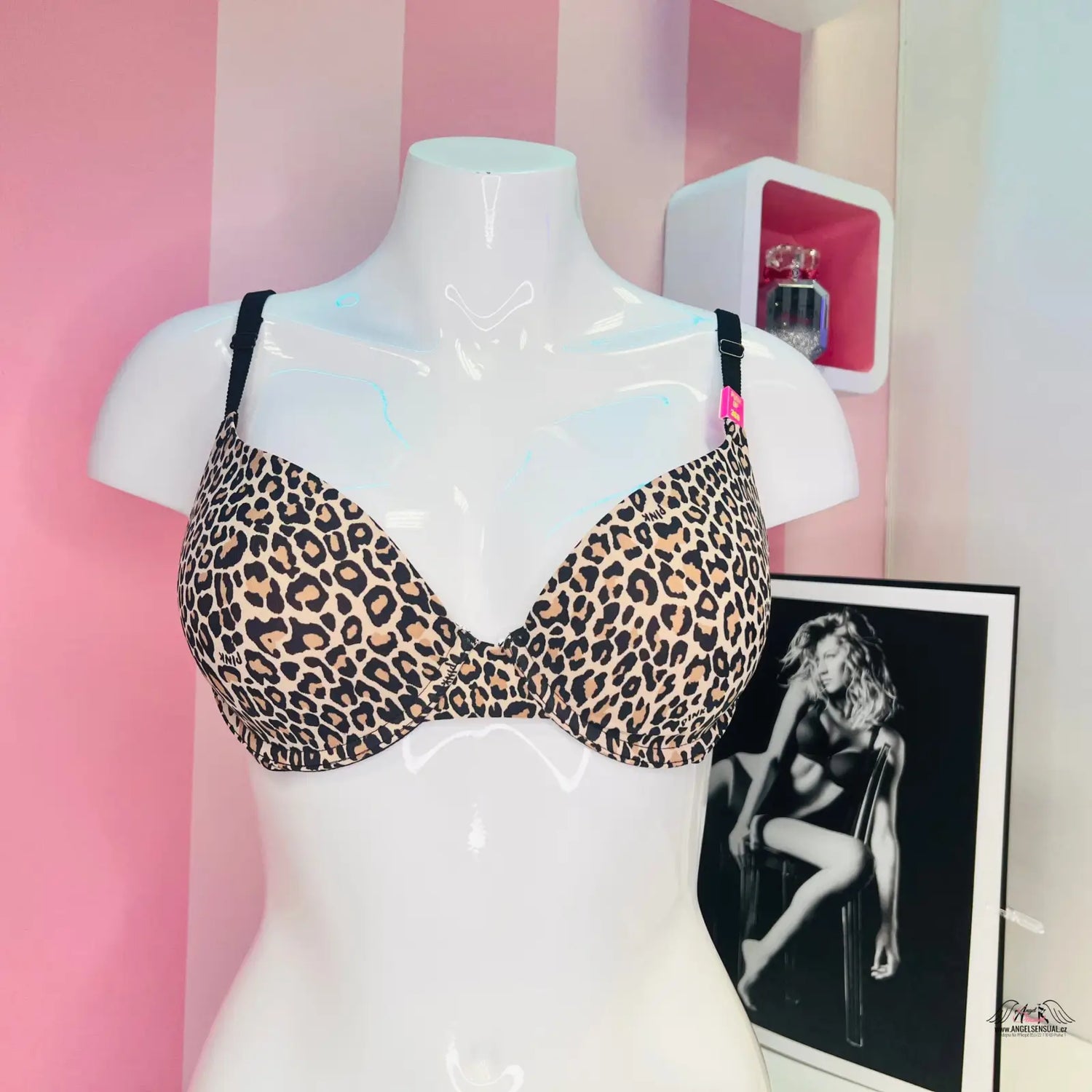 Stylová vzorovaná push podprsenka Pink s nastavitelnými ramínky a maximálním pohodlím