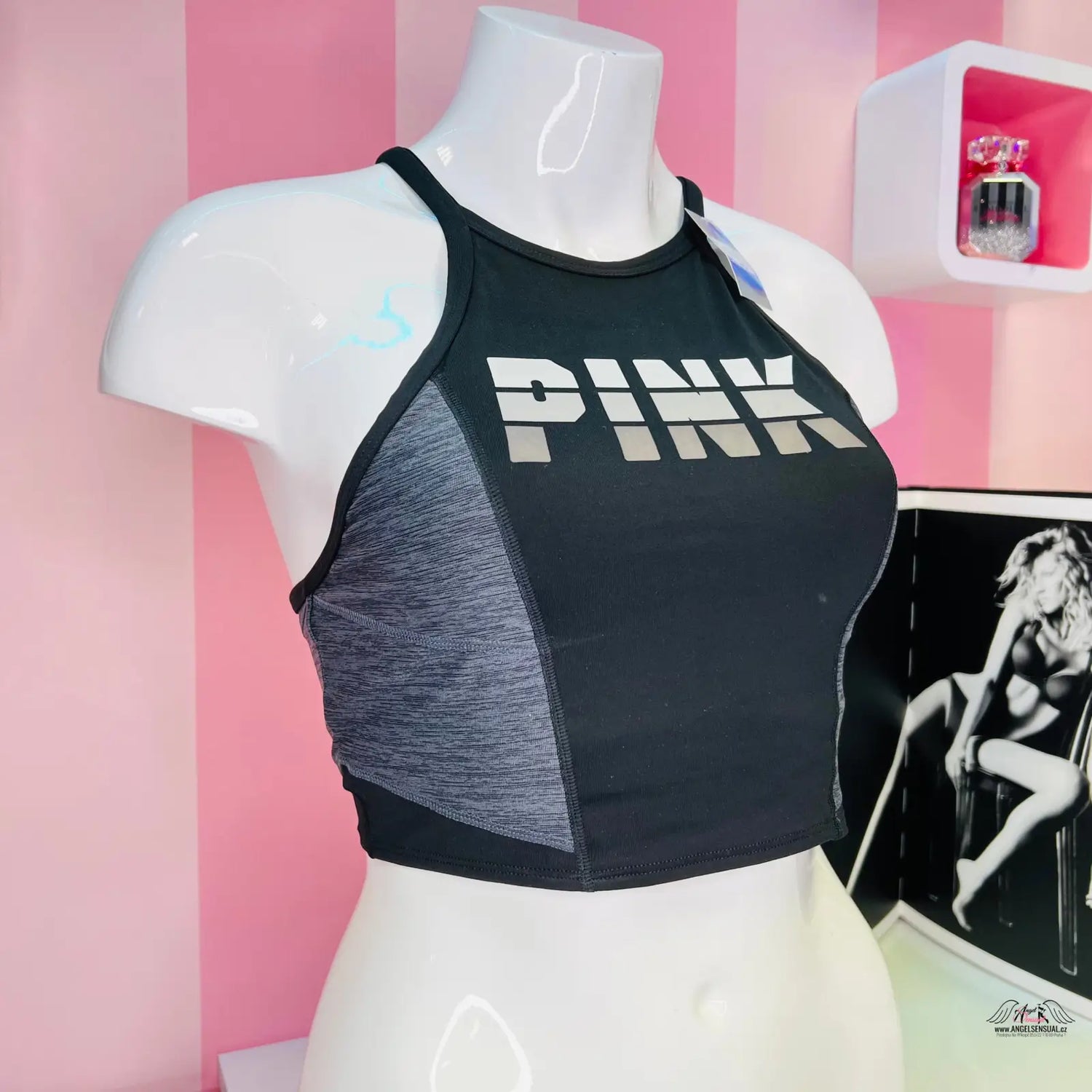 Black and gray sportovní podprsenka trochu delšího střihu, PINK Podprsenka Sportovní s Vykrojením