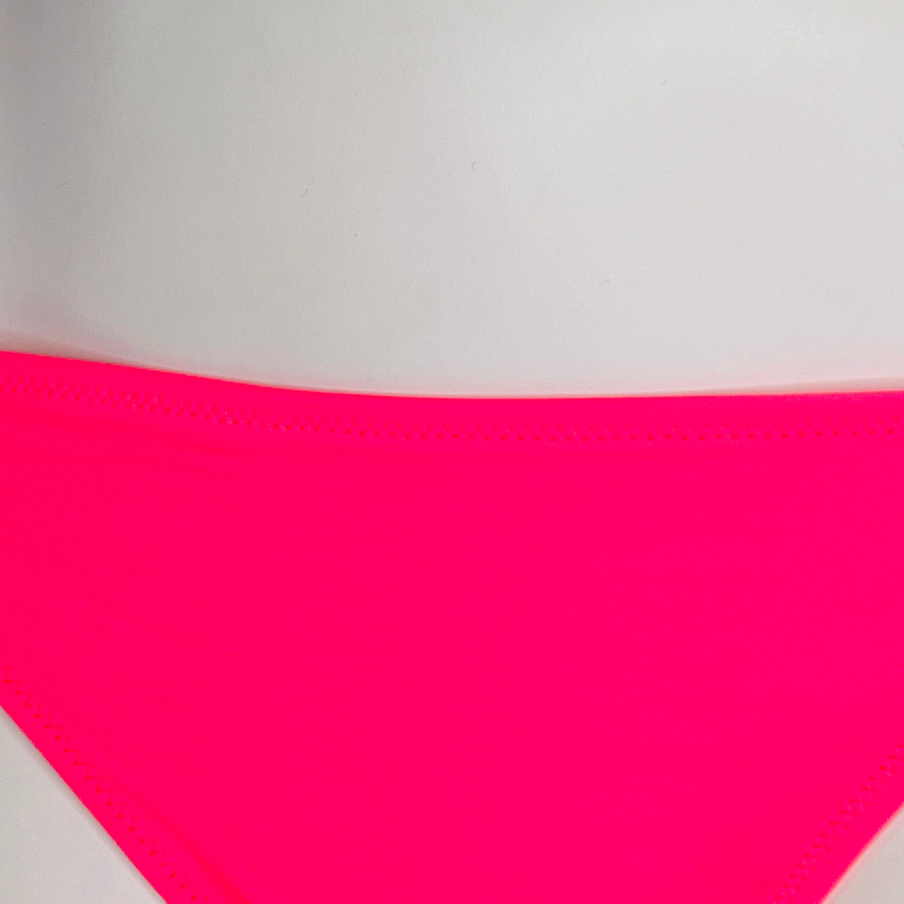 Elegantní spodní díl plavek Victoria’s Secret s vázáním v jasně růžové barvě