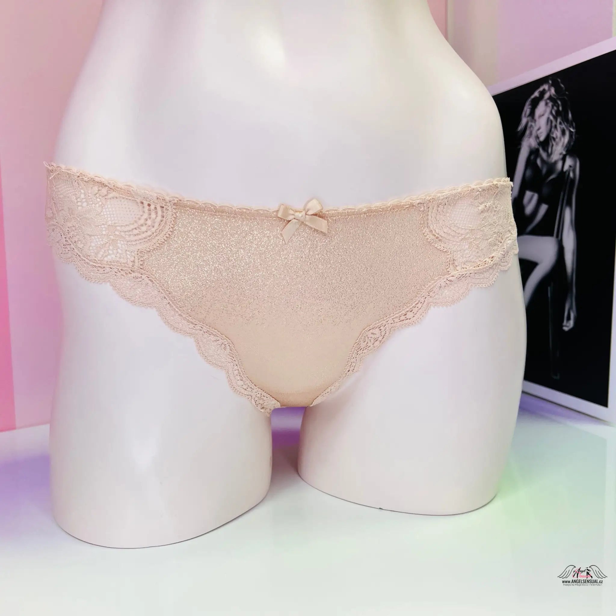 Stříbrné tanga - Tělová / S / Nové se štítky - Tanga Victoria’s Secret