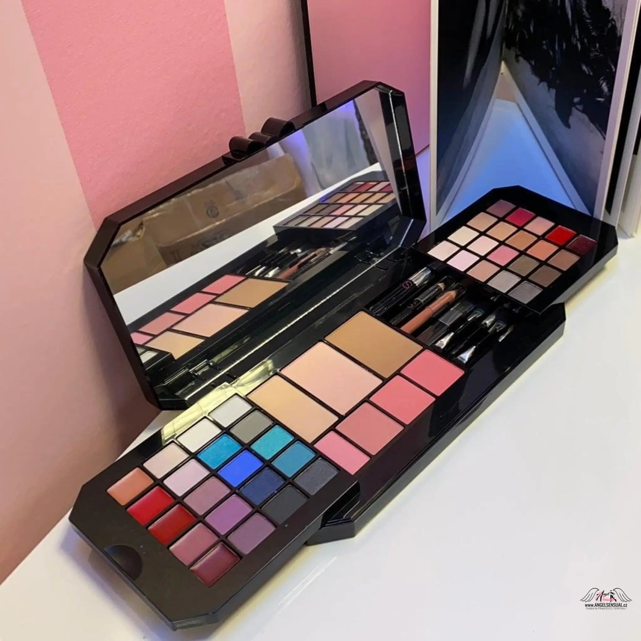 Ultimate bombshell - Kosmetika Victoria’s Secret