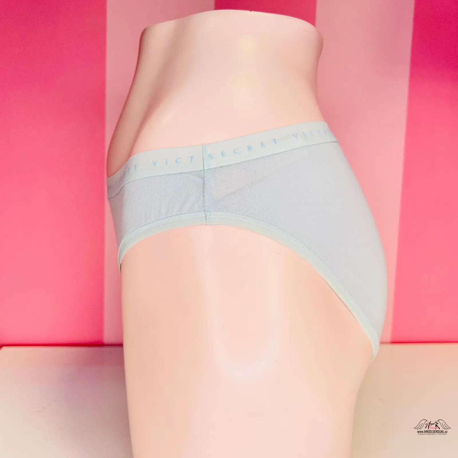 Light blue bavlněné kalhotky Victoria’s Secret s jemnou gumou, ideální pro komfort