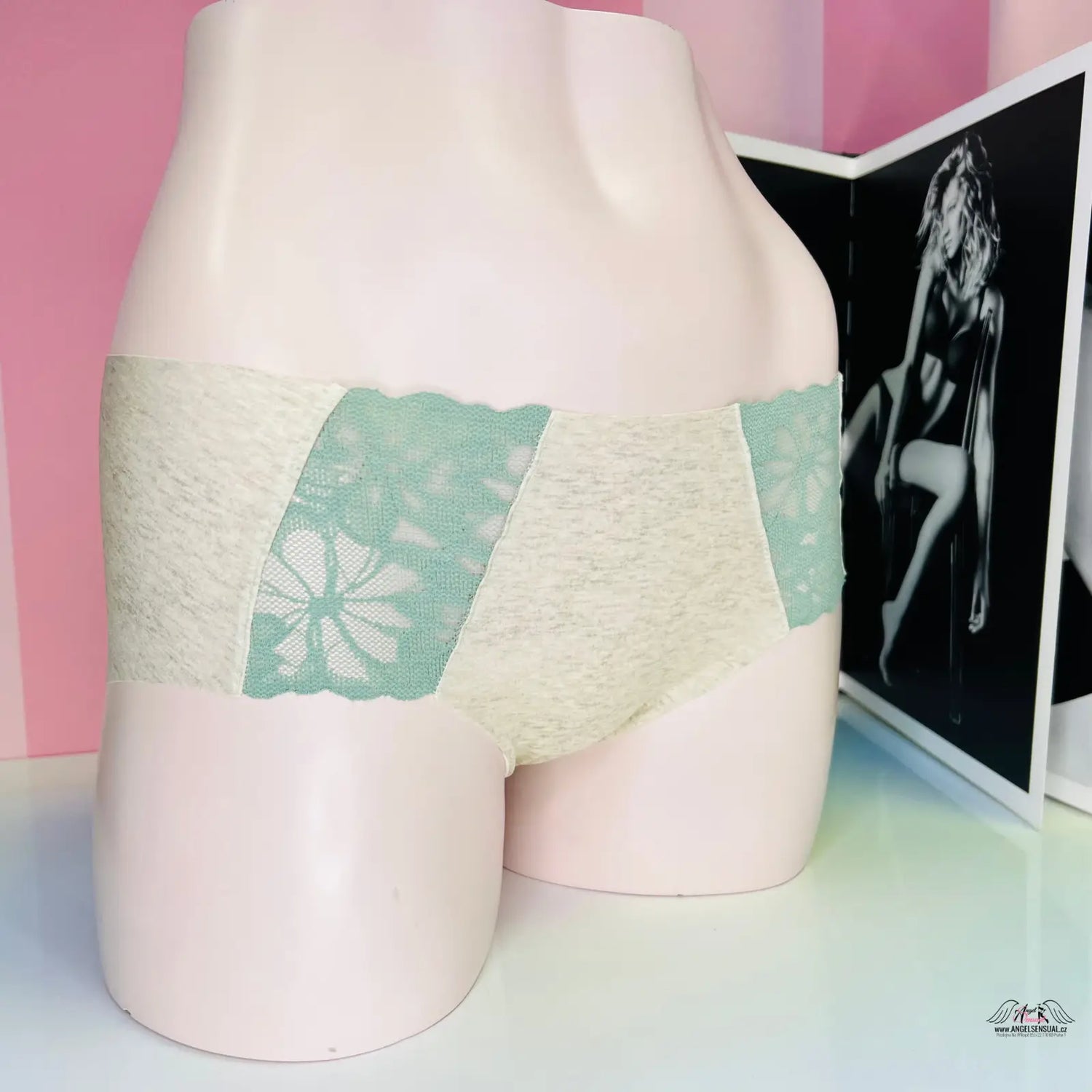 Lace-trimmed ženy bezešvé kalhotky Victoria’s Secret celé bezešvé kalhotky víc barev