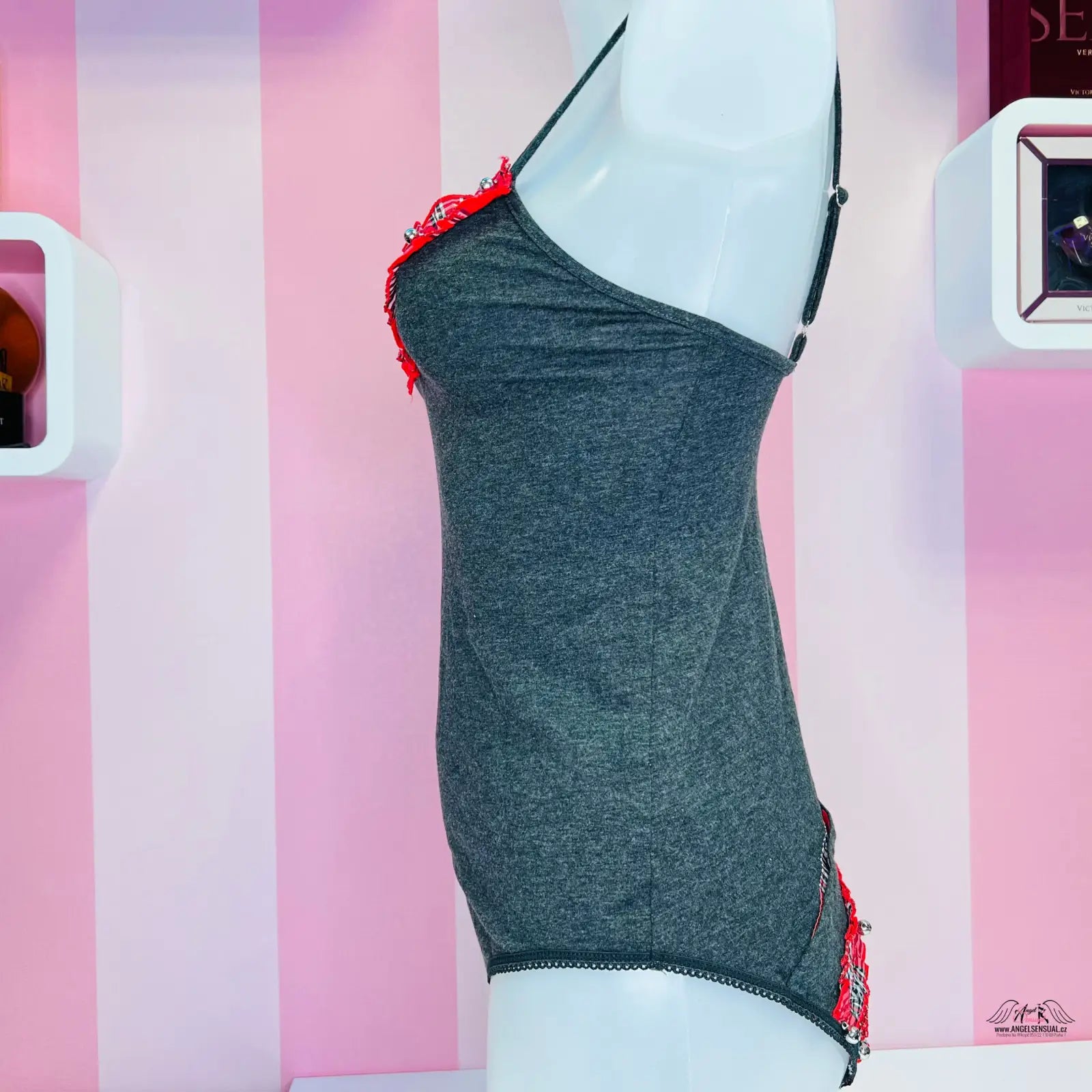 Šedé jedno-dílné plavky s červeným lemem, andělský smyslný body Victoria’s Secret
