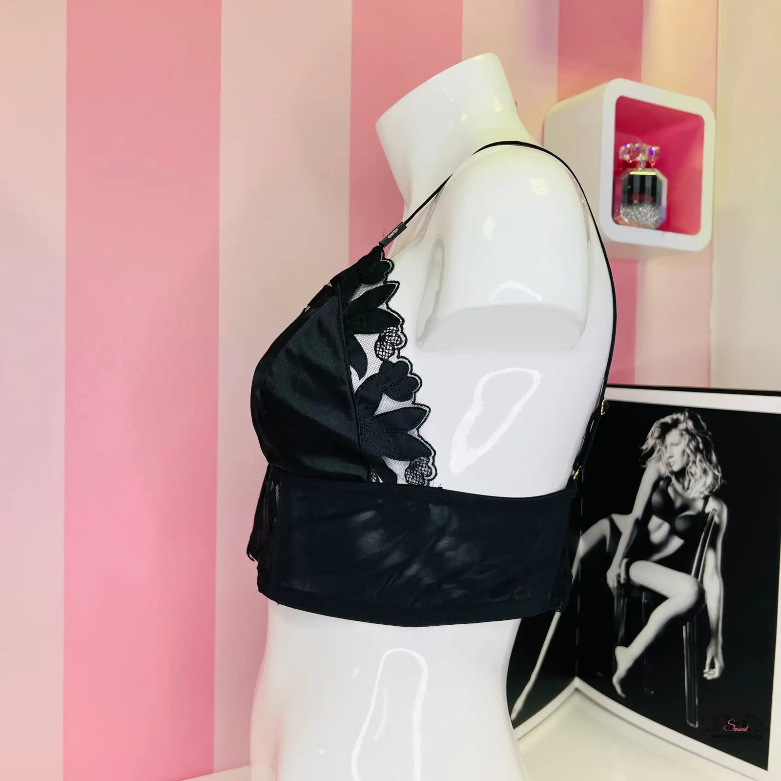 Luxusní nevyztužená krajková braletka Victoria’s Secret s černobílým saténovým korzetem