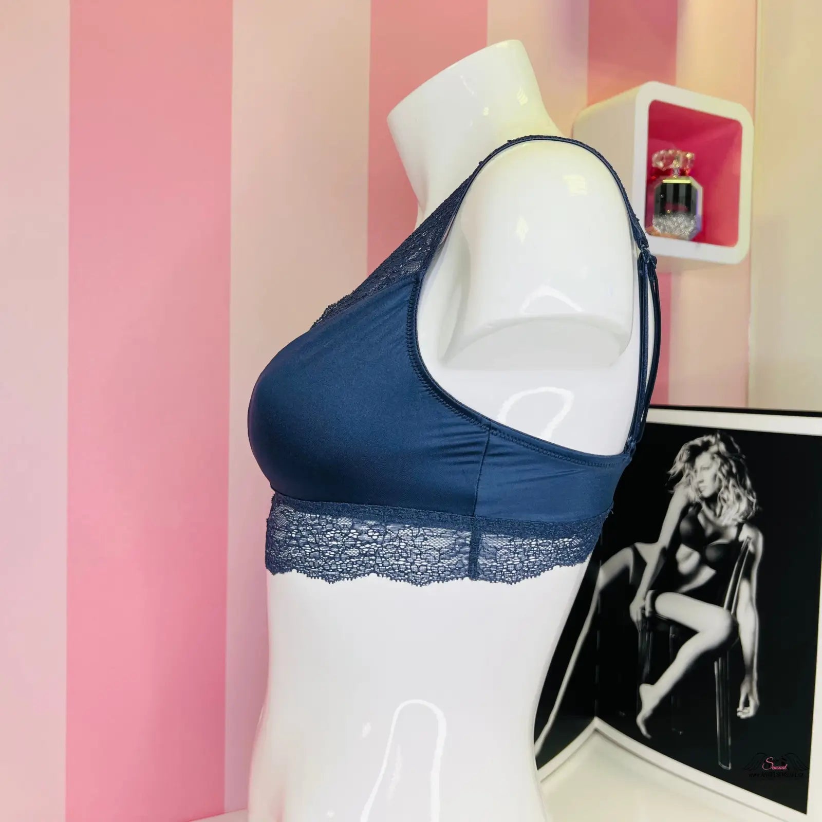 Manek s bra a obrázek ženy na Victoria’s Secret Braletka s Krajkou, agent provocateur, nastavitelná ramínka, apparel & accessories