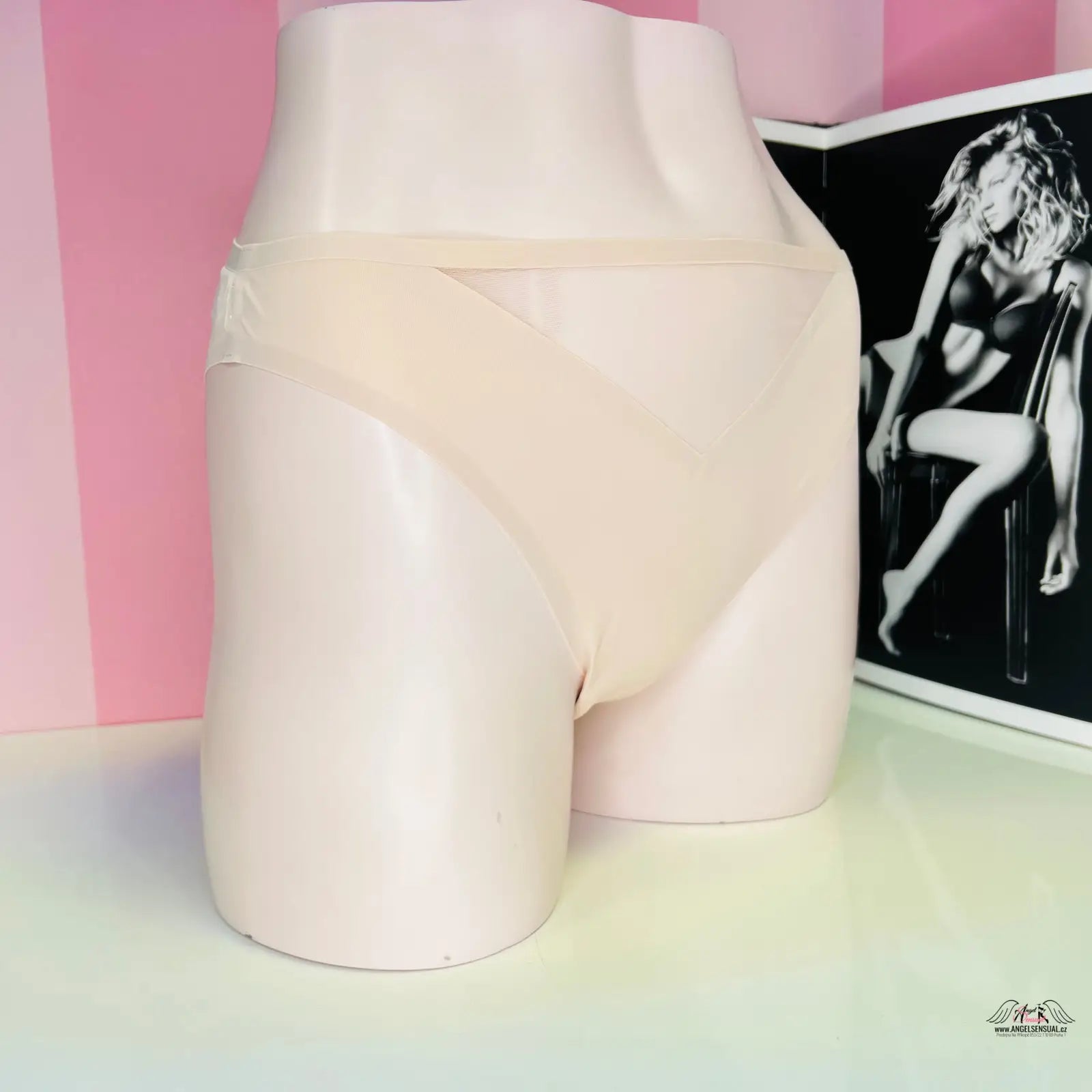 Mannequin lower torso s hebkými brazilkami Victoria’s Secret Brazilky s vysokým pasem a zlatou ozdobou