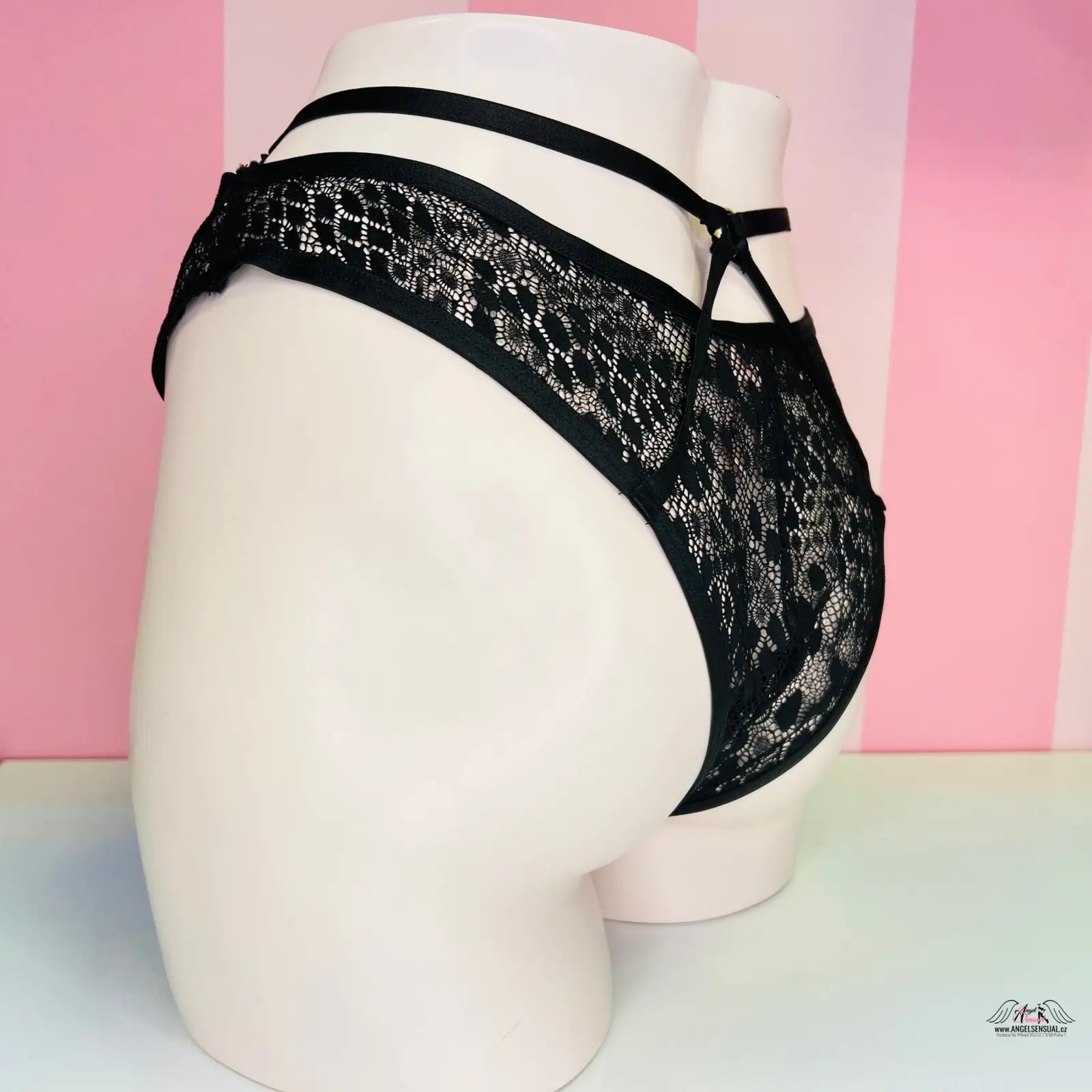 Victoria’s Secret very sexy brazilian krajkové kalhotky s ozdobnými pásky, kolekce spodního prádla