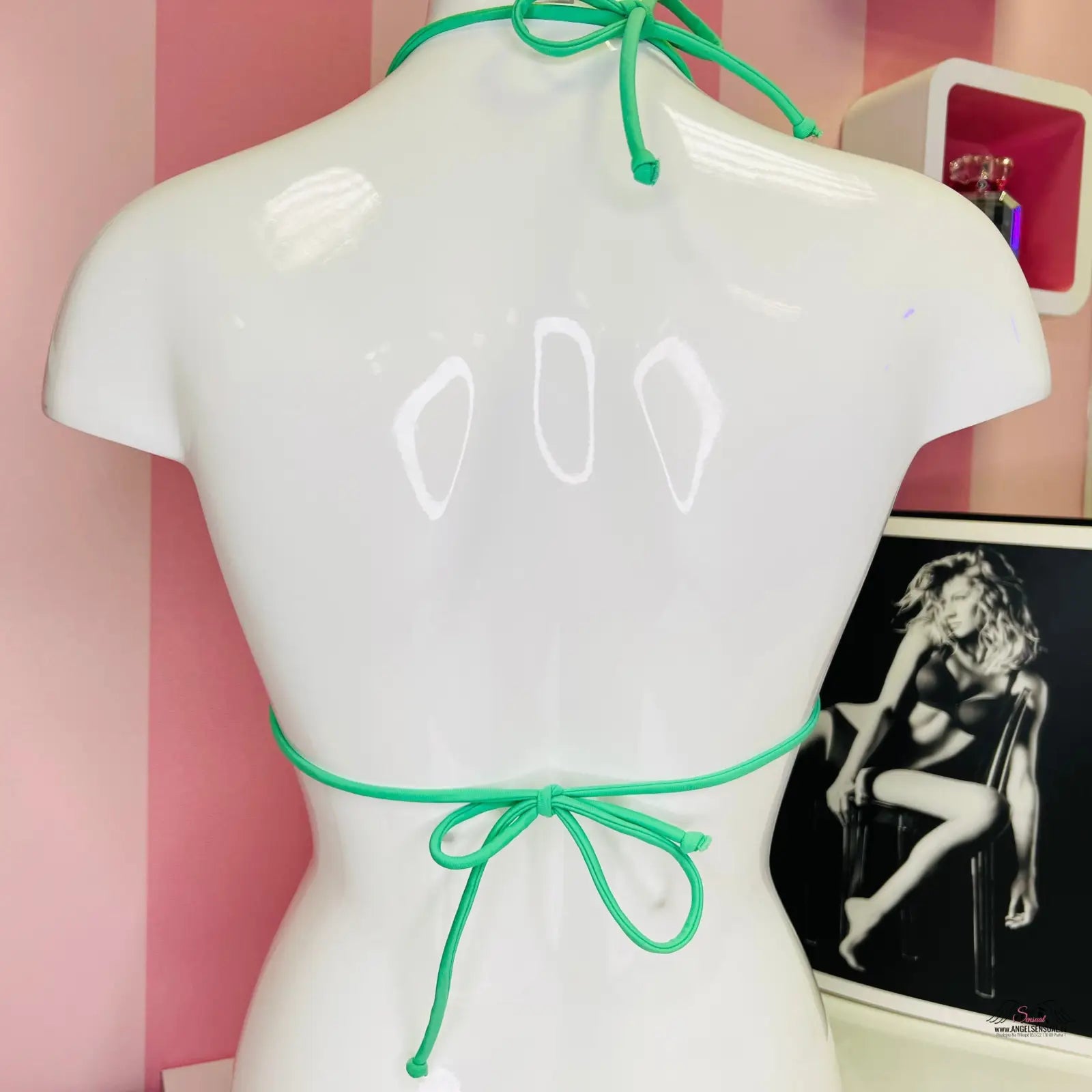 Stylový horní díl plavek Victoria’s Secret s šňůrkami pro letní radovánky