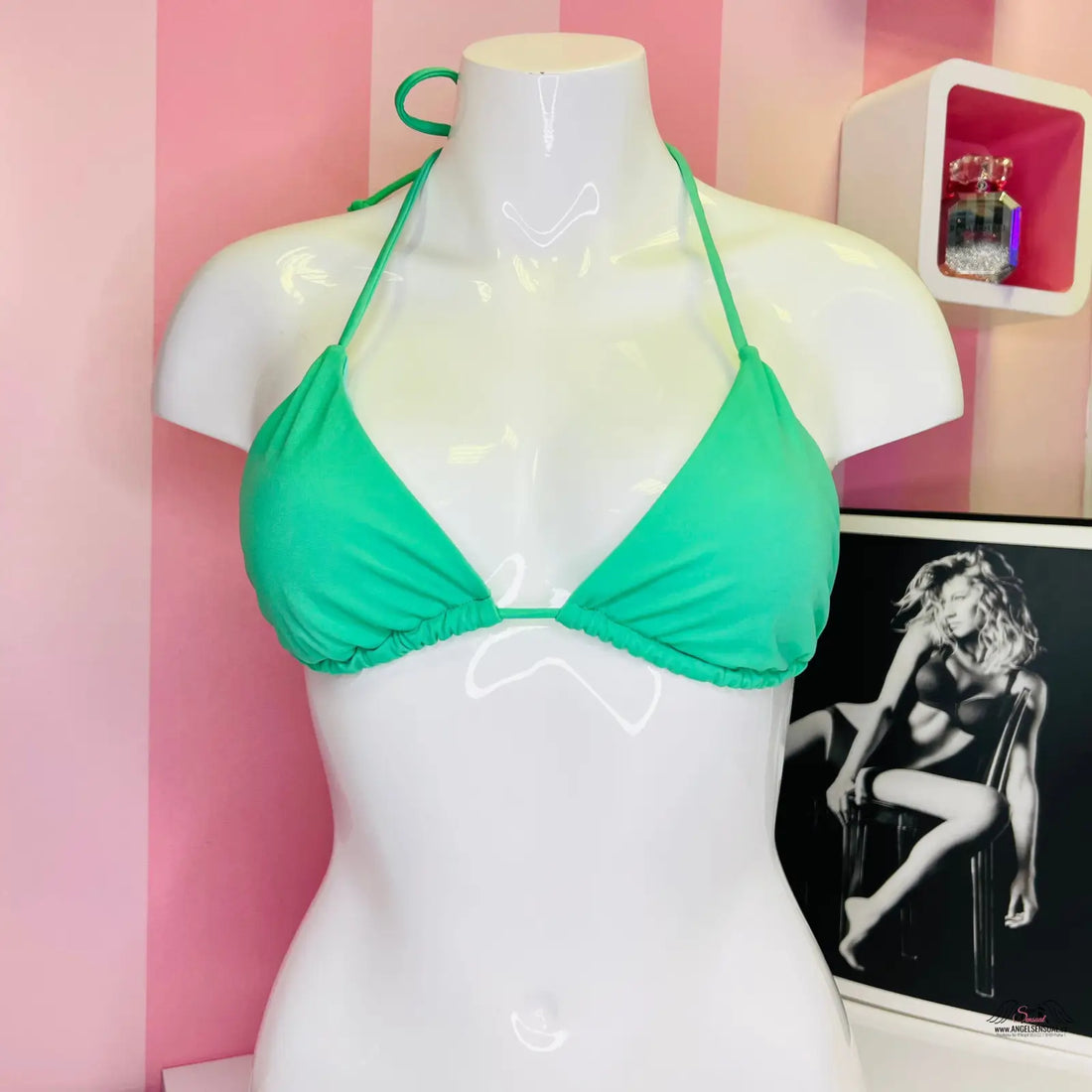 Stylový horní díl plavek v jasně zelené barvě pro letní radovánky