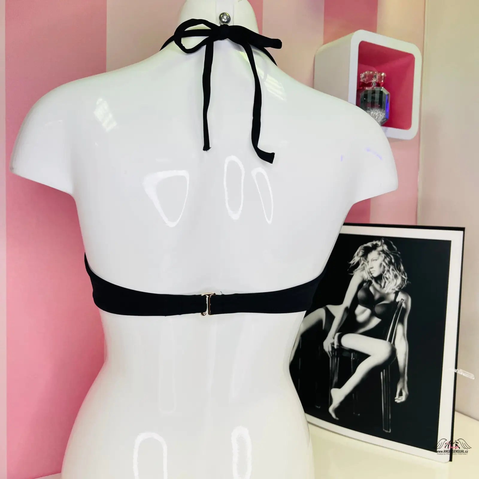 Black halter bikini top Victoria’s Secret Horní Díl Plavek s lehkým řasením