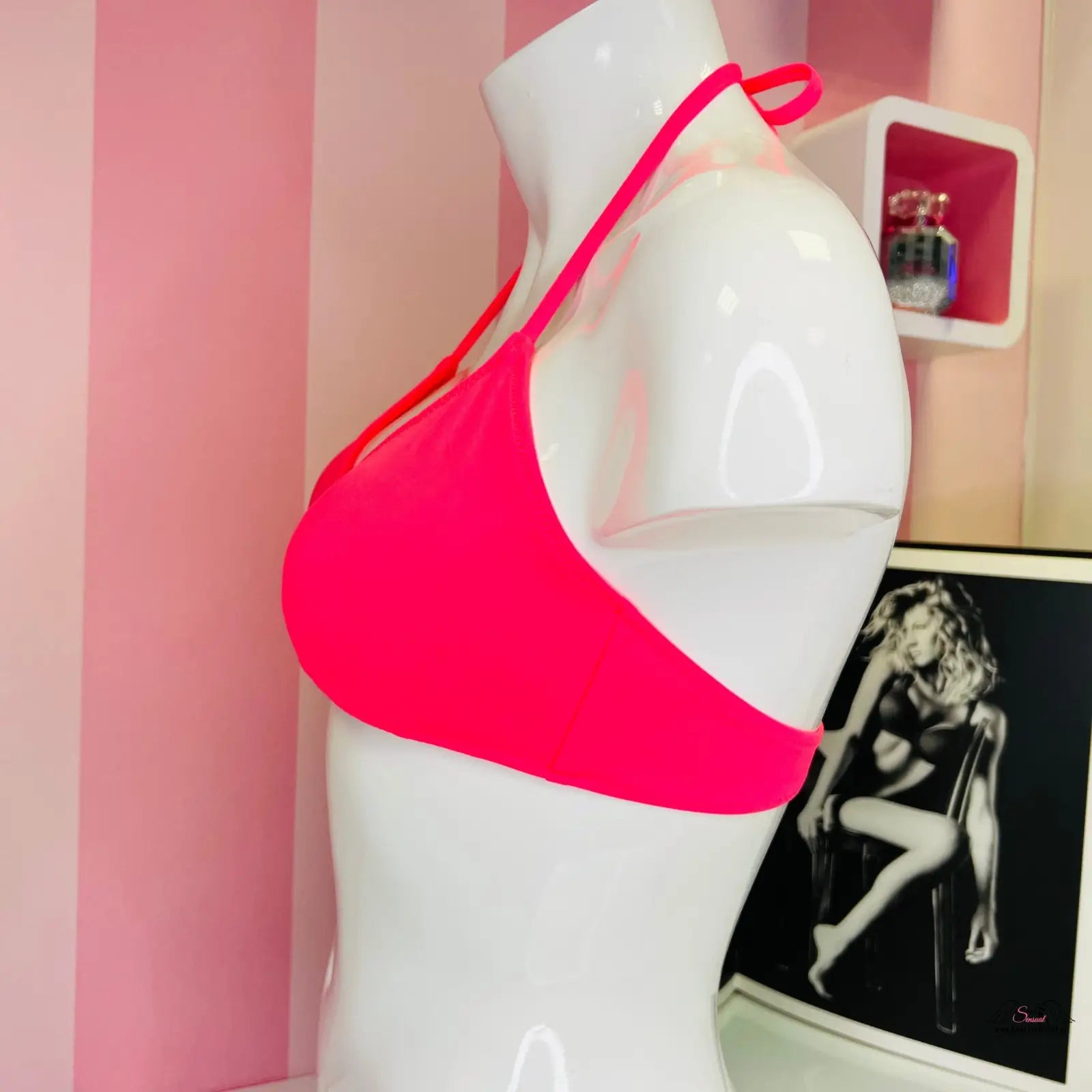 Bright pink halter bikini top Victoria’s Secret Horní Díl Plavek s lehkým řasením