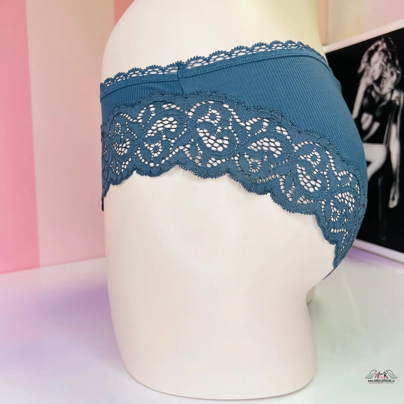 Manžeta na hlavu s krajkou z Victoria’s Secret Kalhotky s Krajkou, velmi pohodlné kalhotky