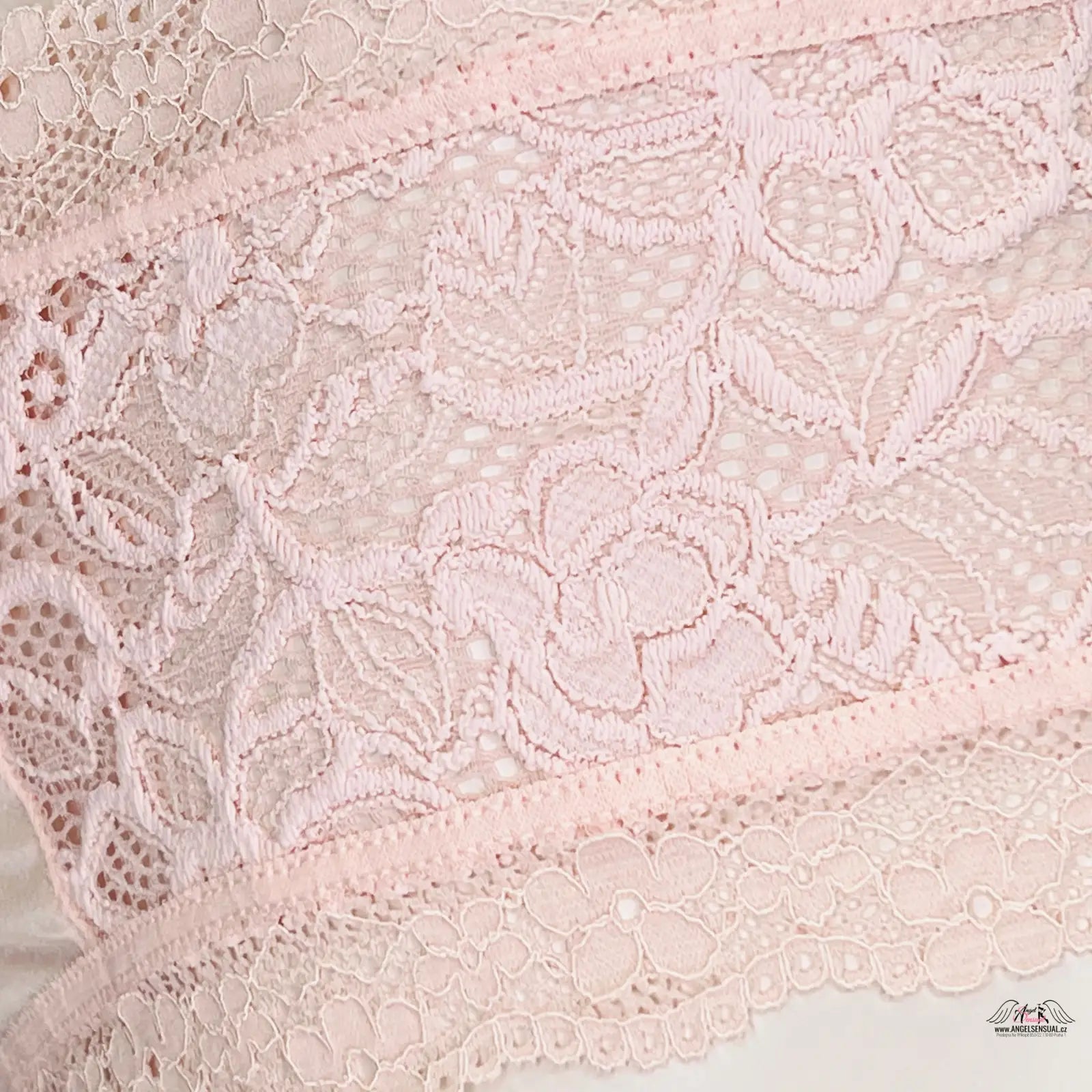 Pinková krajková látka pro nízce střižené kalhotky Victoria’s Secret s mašličkou