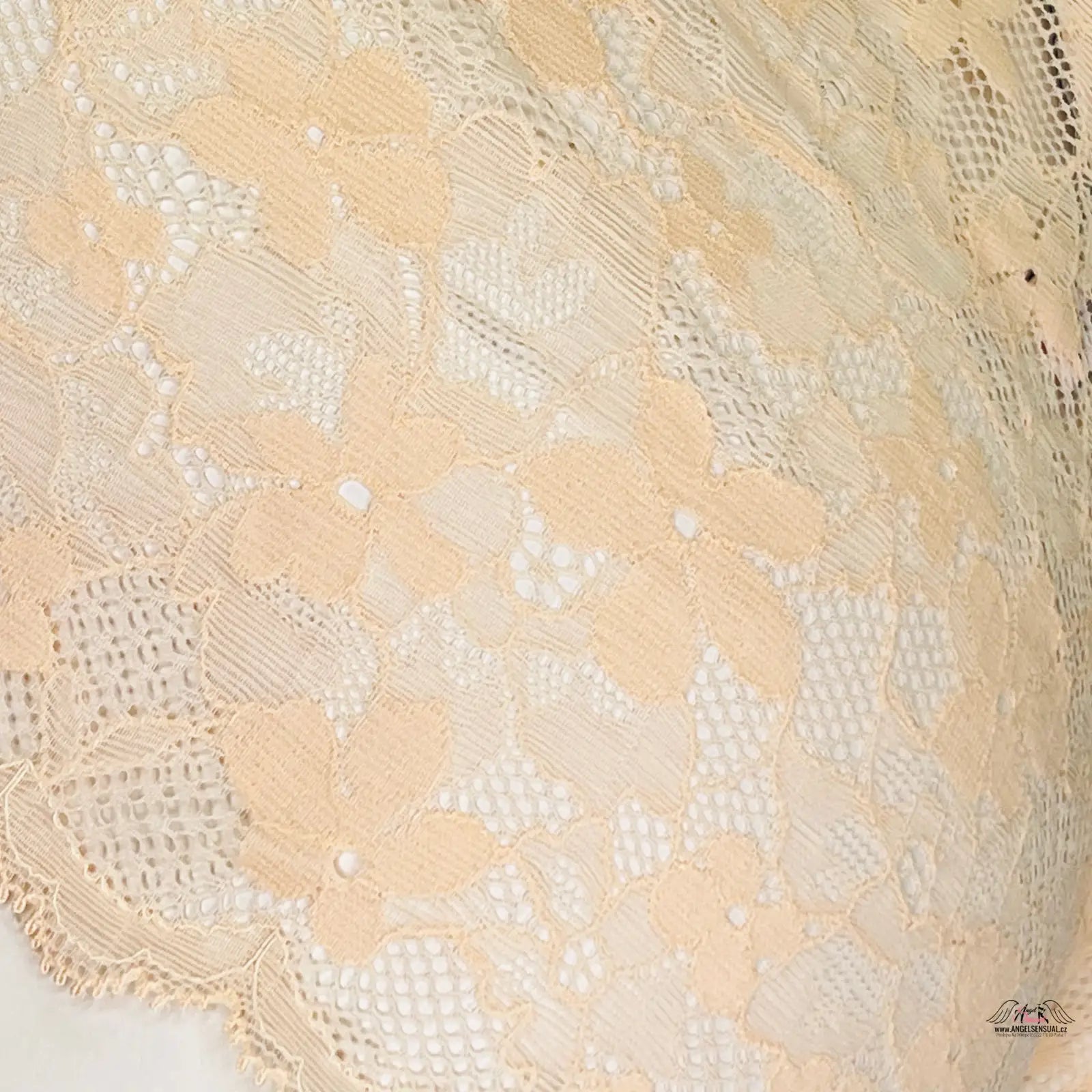 Beige krajková šaty s bílou krajkou Victoria’s Secret luxusní kalhotky žlutou krajkou