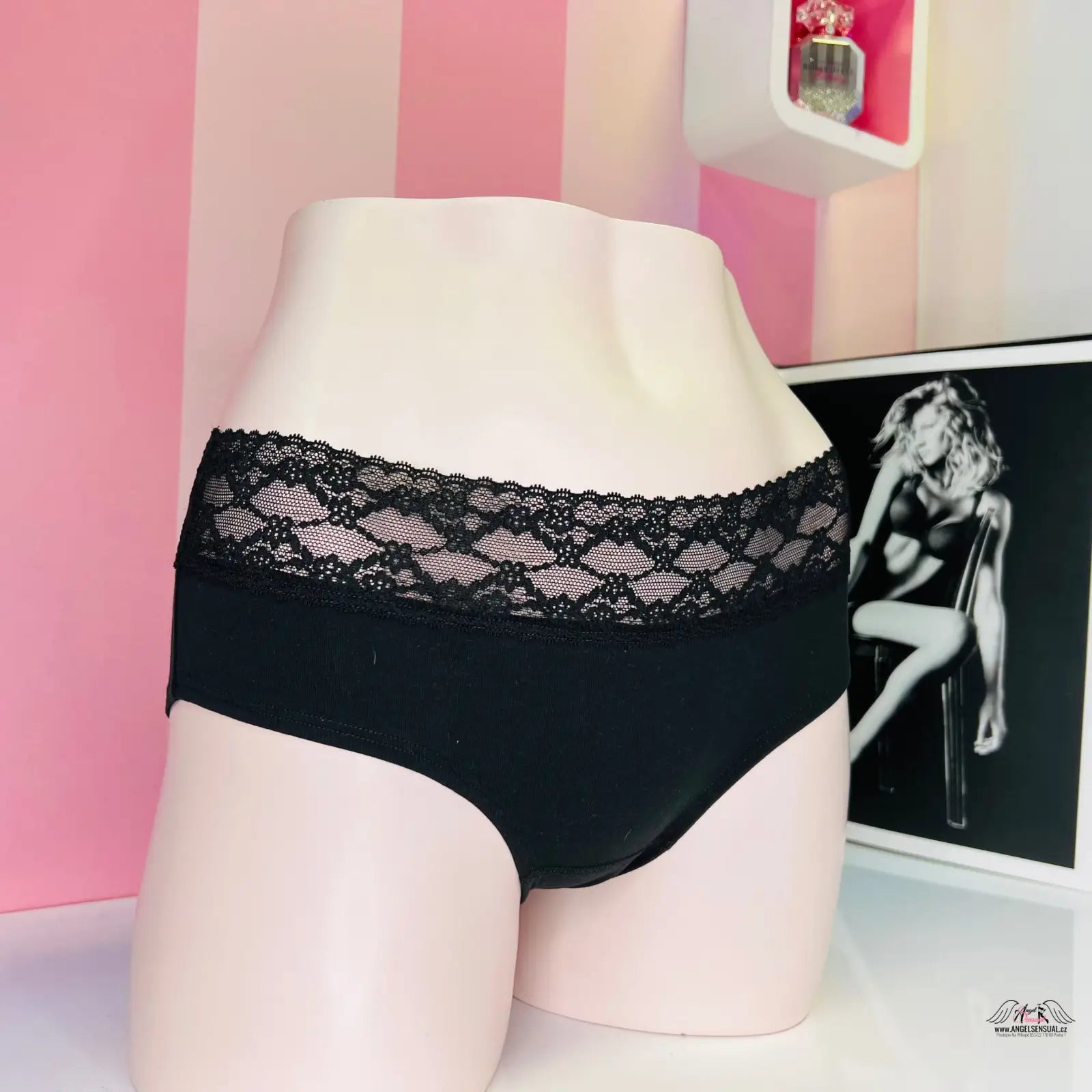 Sexy černé kalhotky Victoria’s Secret Kalhotky s Nápisem s krajkou, provocateur zezadu