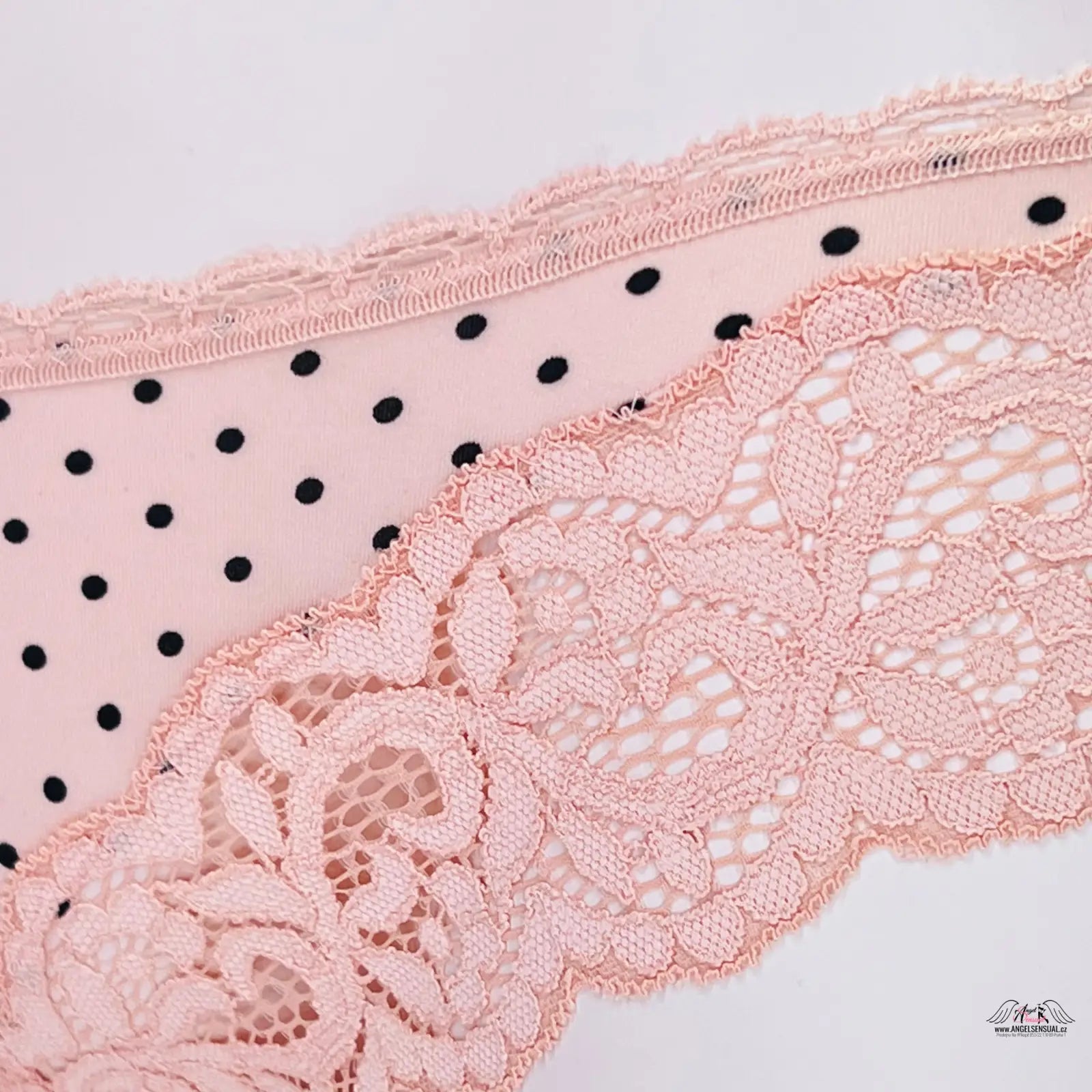 Victoria’s Secret krajkové kalhotky bikini s růžovým s puntíky, whispers of luxury