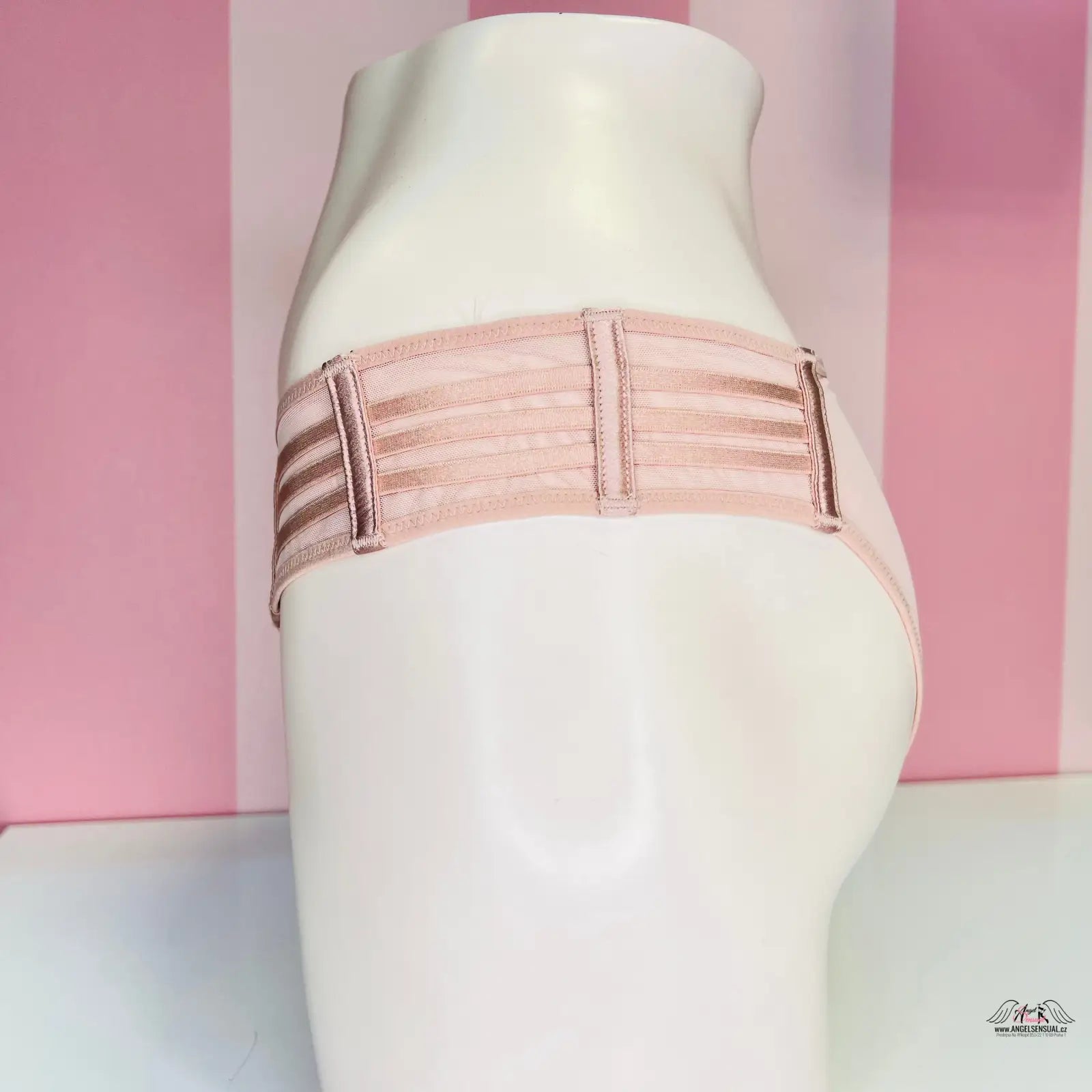 Pink elastický pas na bílém manekýnu s pohodlnými síťovanými kalhotkami Victoria’s Secret Kalhotky Síťované