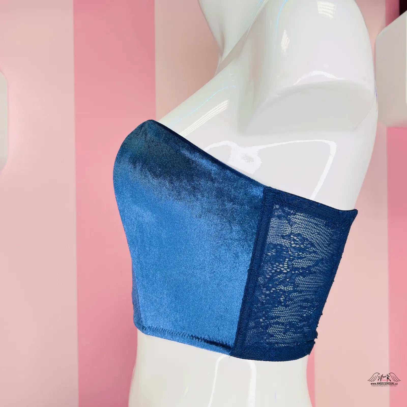Blue velvet strapless korzet angel s průsvitným bočním panelem, hebký sametový korzet