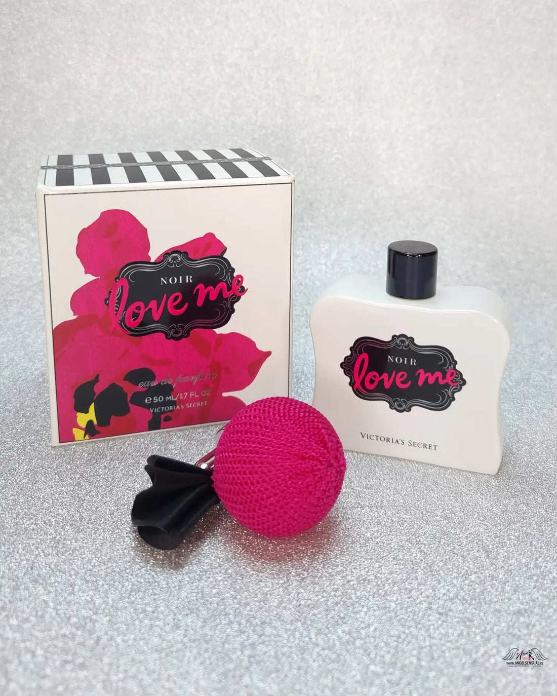 Noir Love Me parfémová sada od Victoria’s Secret s svůdnou magií a sexy tajemstvím