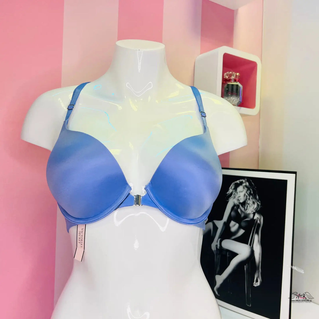 Modrá lesklá push-up podprsenka Victoria’s Secret s elegantními detaily