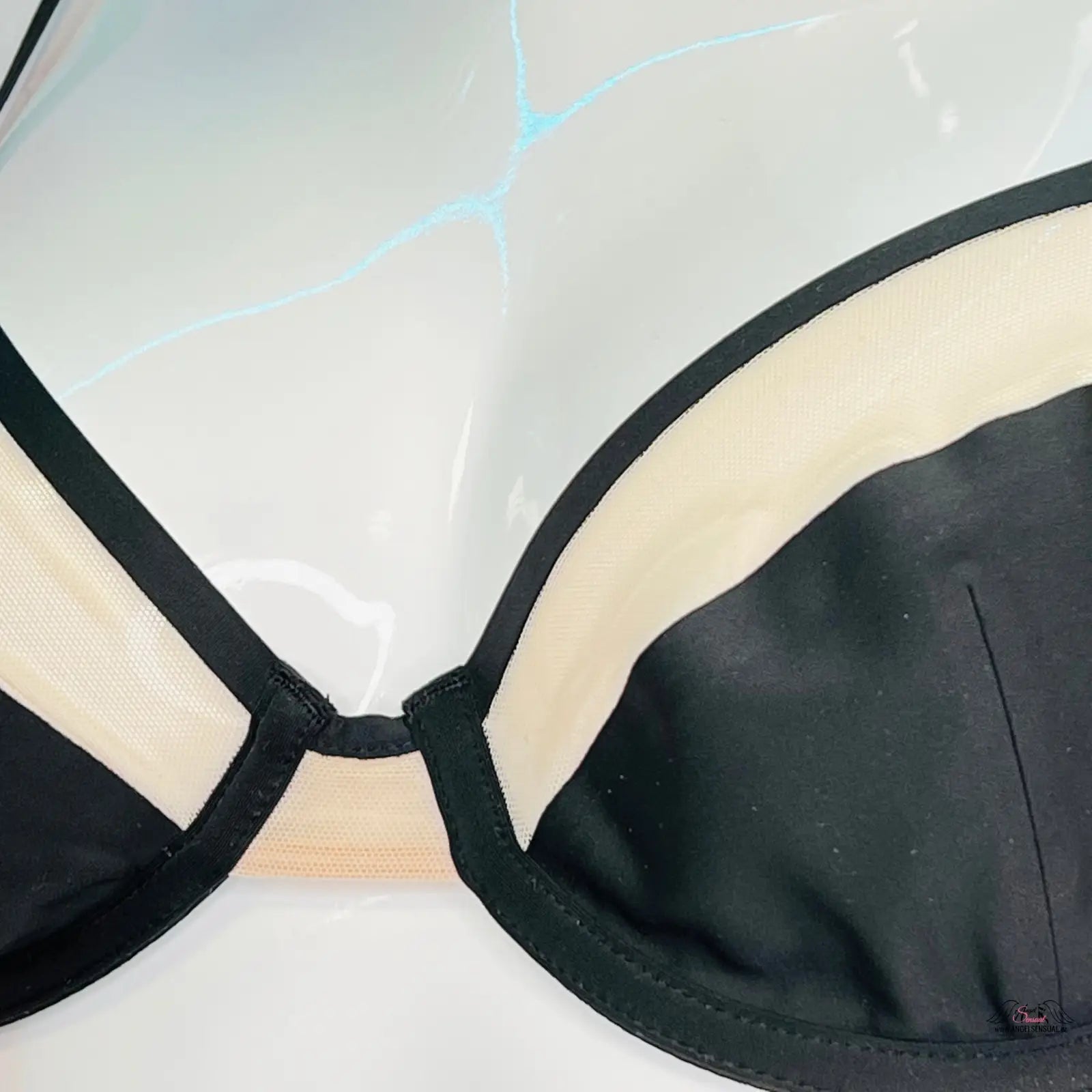 Podprsenka unlined demi Victoria’s Secret s černým a béžovým polstrovaným podšitím