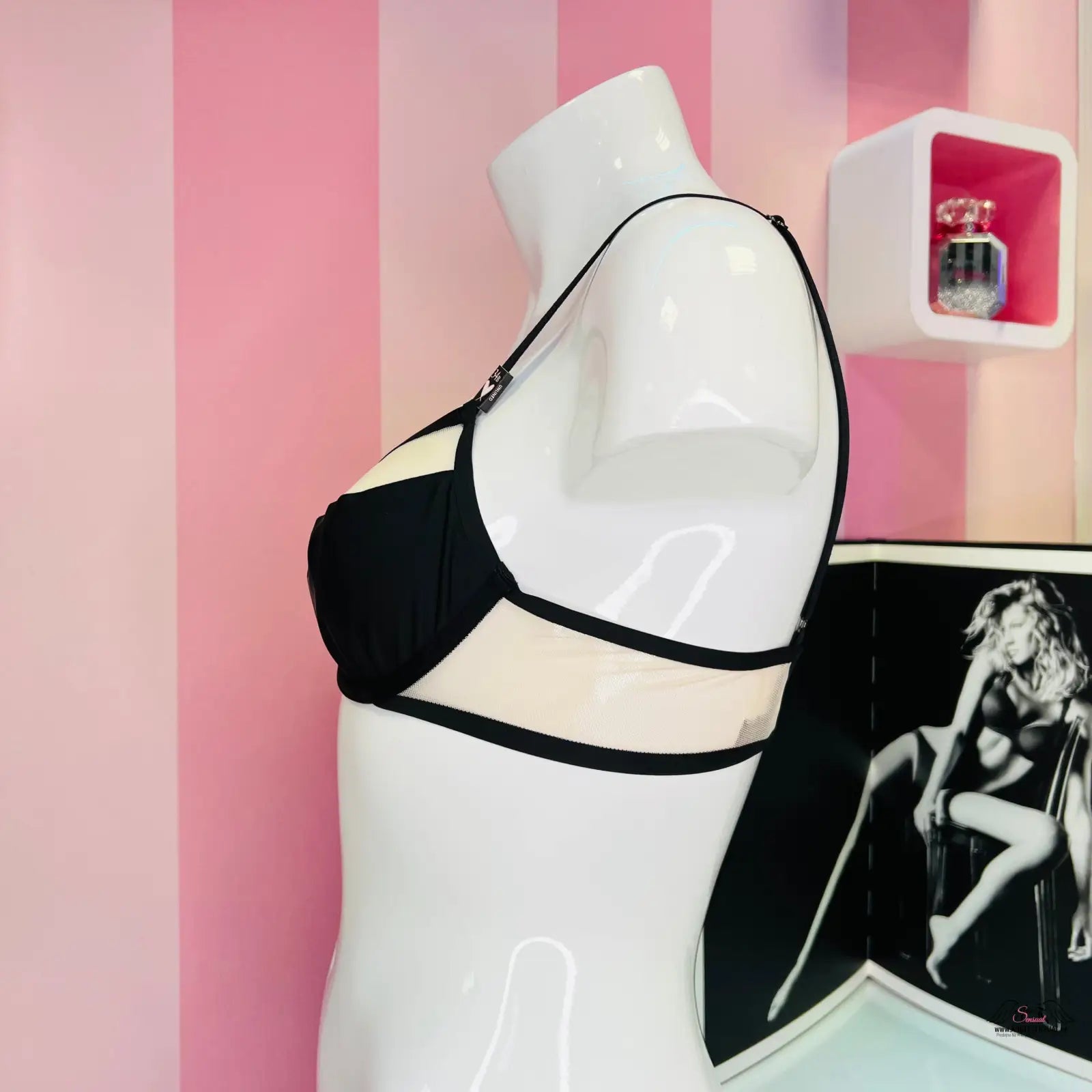 Bílý manekýn s černou a bílou podprsenkou Victoria’s Secret Podprsenka Unlined Demi