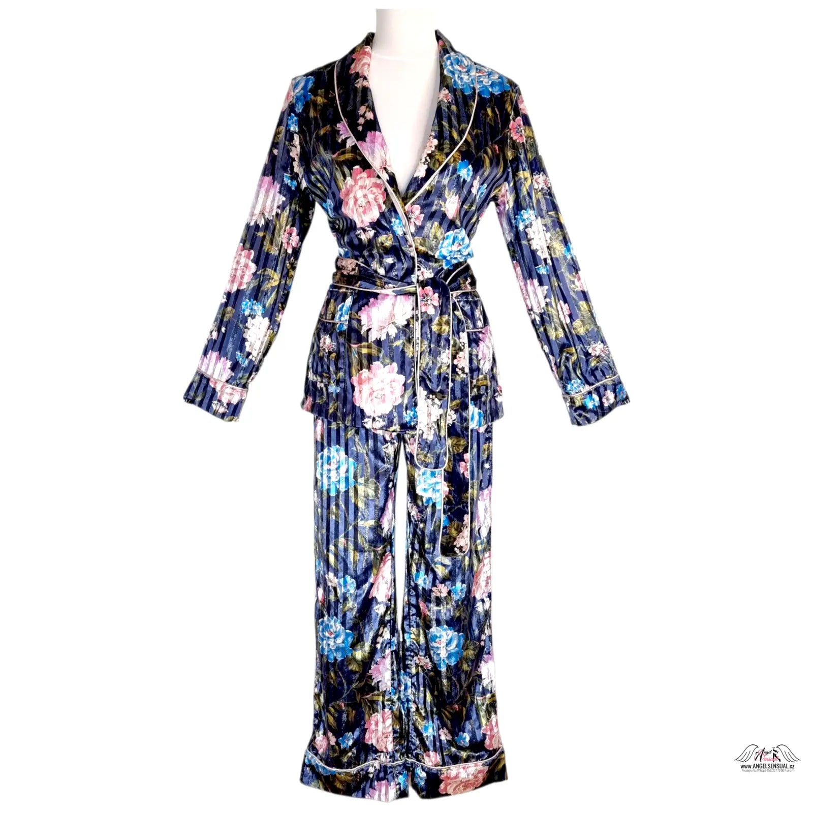 Floral print pajama set with long sleeves and pants in květinovým potiskem velvet lurex