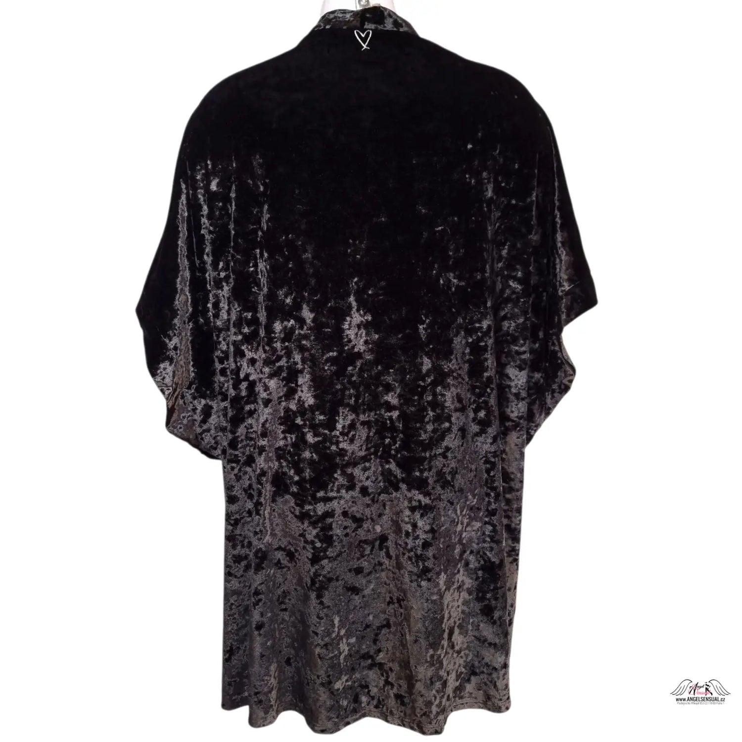 Crushed black velvet sametové kimono s malým srdíčkem, Victoria’s Secret Černé sametové kimono