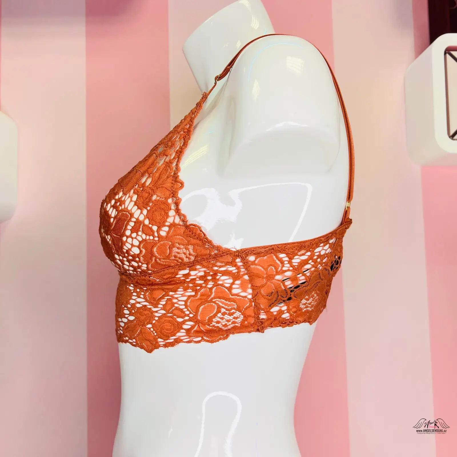 Oranžová krajková braletka s květinovým vzorem od Victoria’s Secret