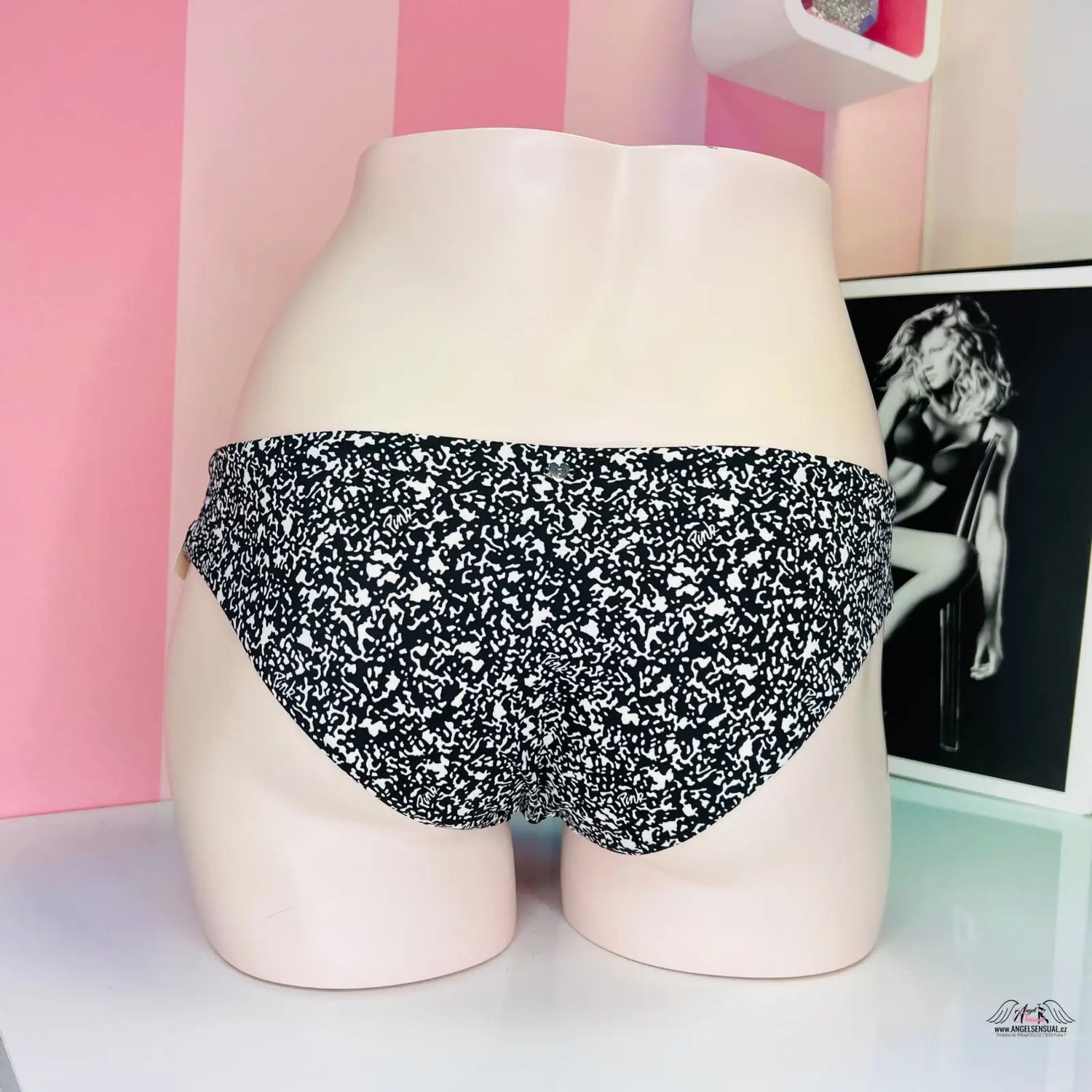 Černobílé vzorované žíhané spodní díl plavek s stříbrným srdíčkem Agent Provocateur