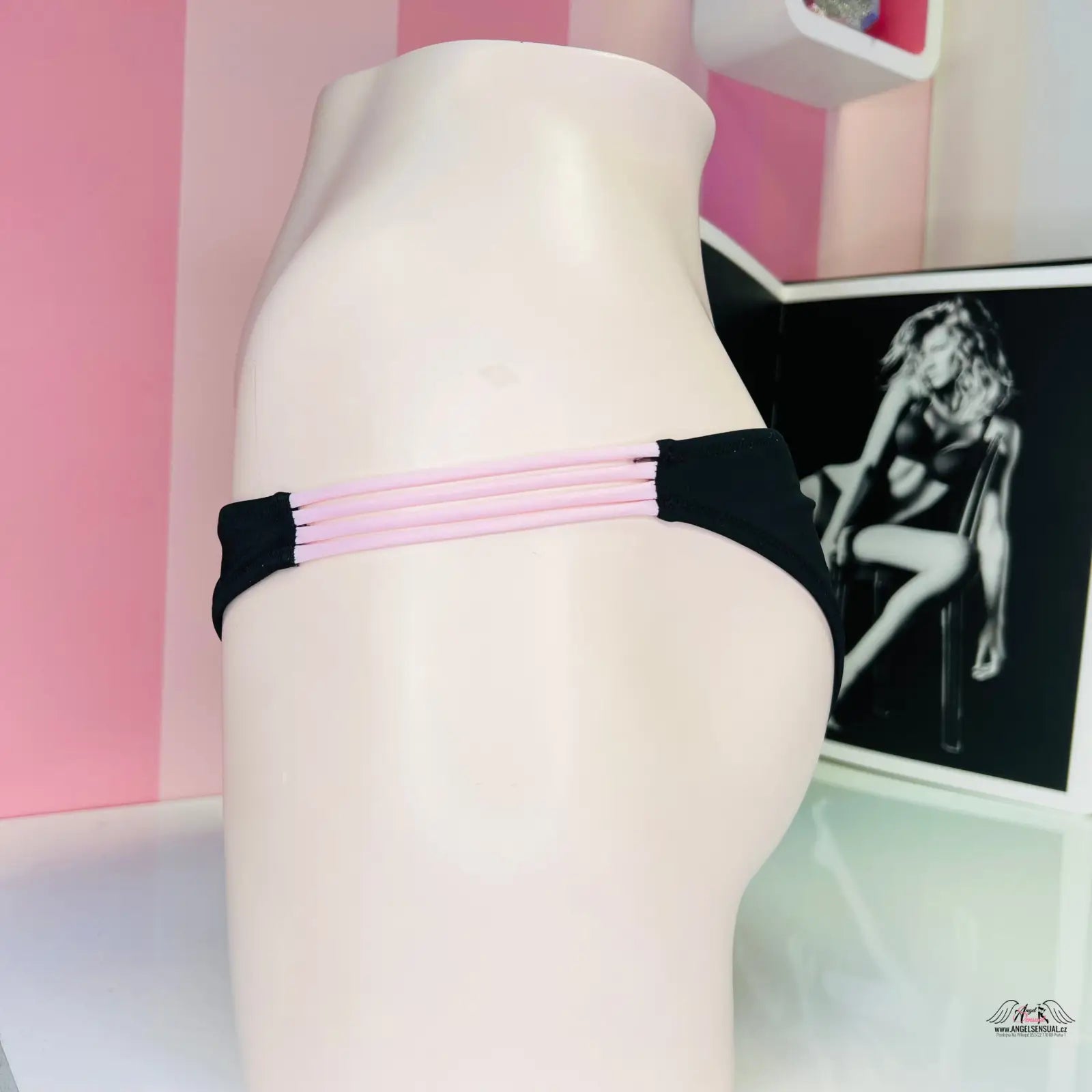 Black a růžové plavky brazilského střihu spodní díl plavek Victoria’s Secret