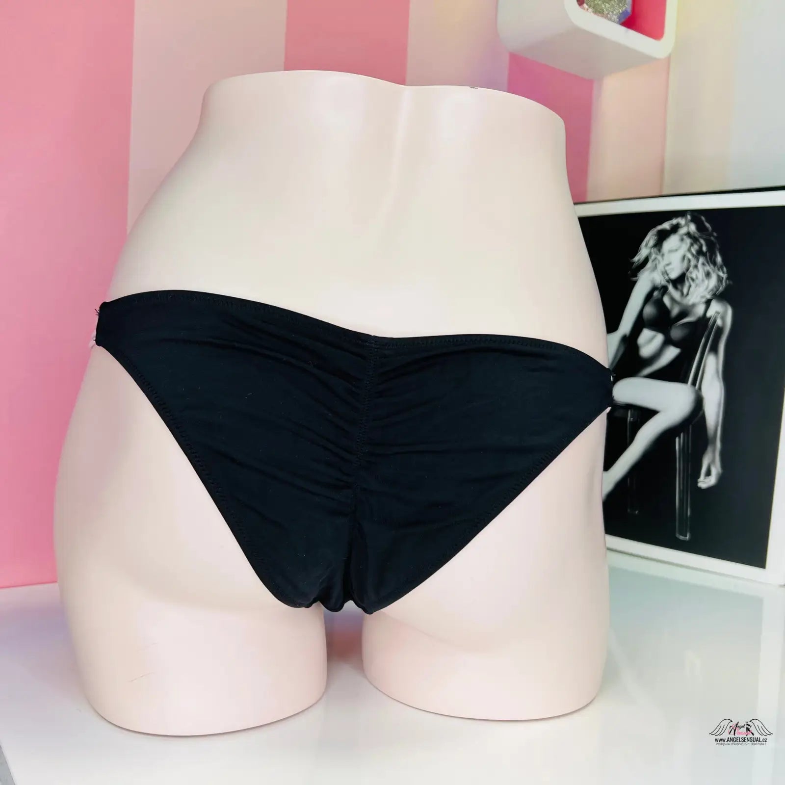 Black bikini bottoms, spodní díl plavek brazilského střihu, Victoria’s Secret Plavky