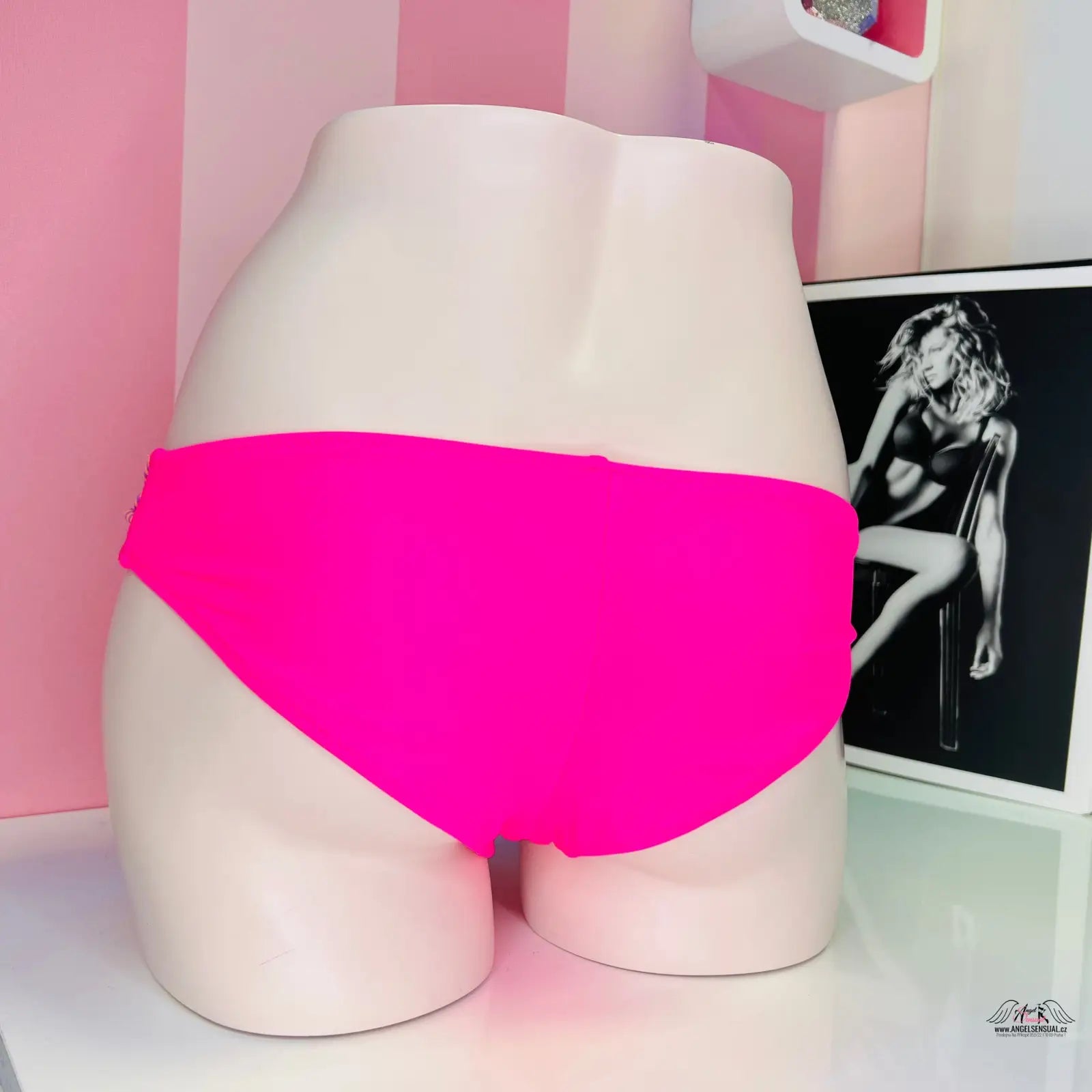 Bright pink spodní díl plavek Victoria’s Secret s barevnými provázky a sexy design