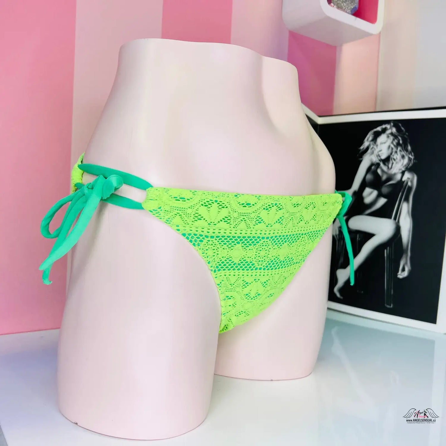 Neonově zelený spodní díl plavek Victoria’s Secret s šňůrkovým zavazováním