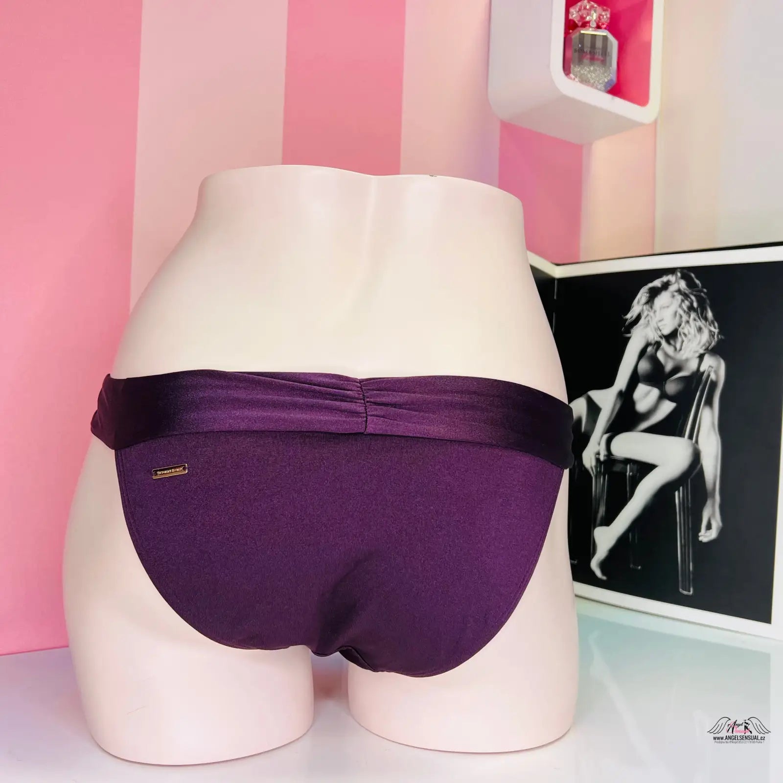 Purple spodní díl plavek s zlatou aplikací a lesklými odlesky, Victoria’s Secret